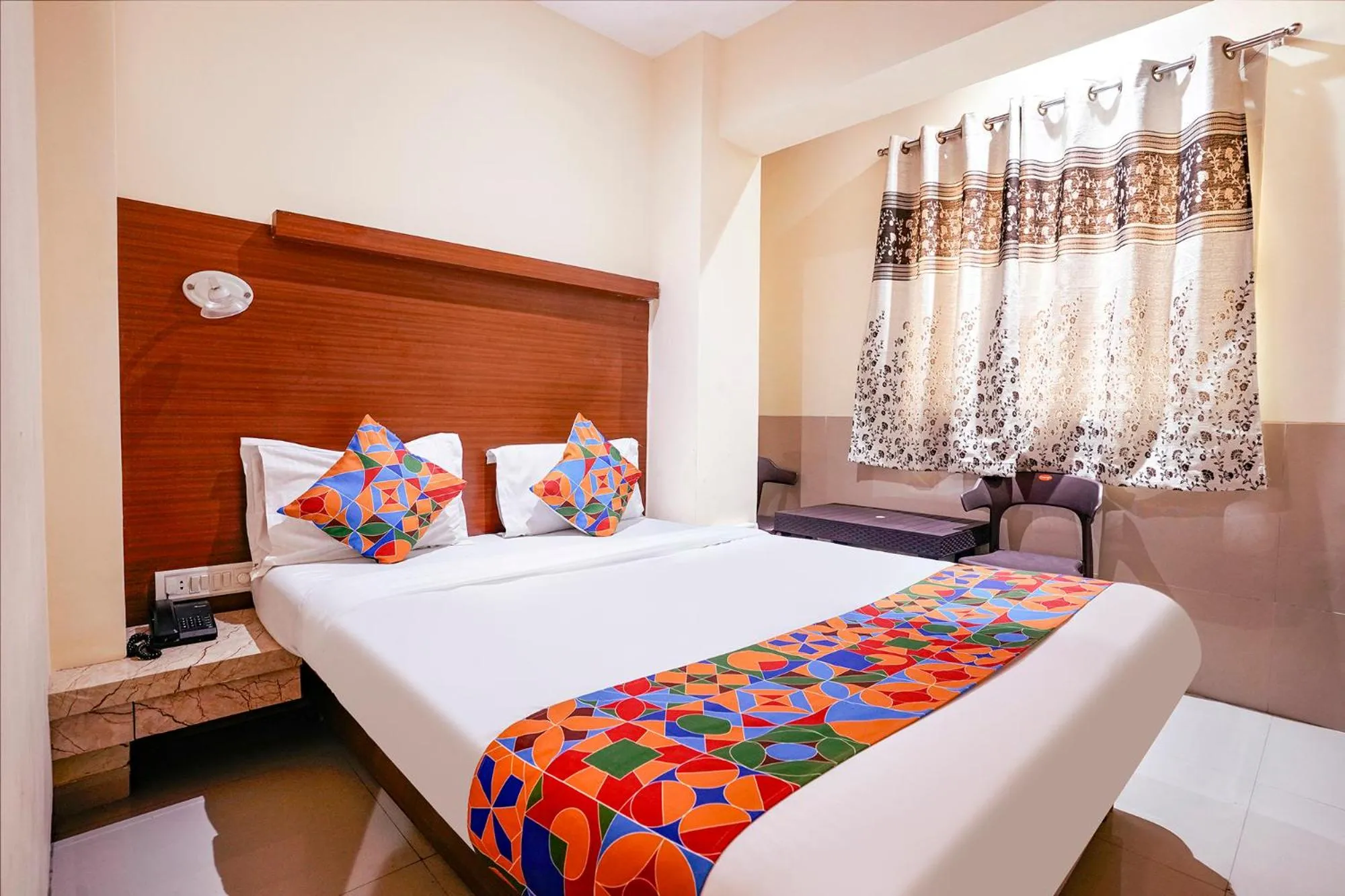 Bed in Hotel O Everest Lodging Vashi