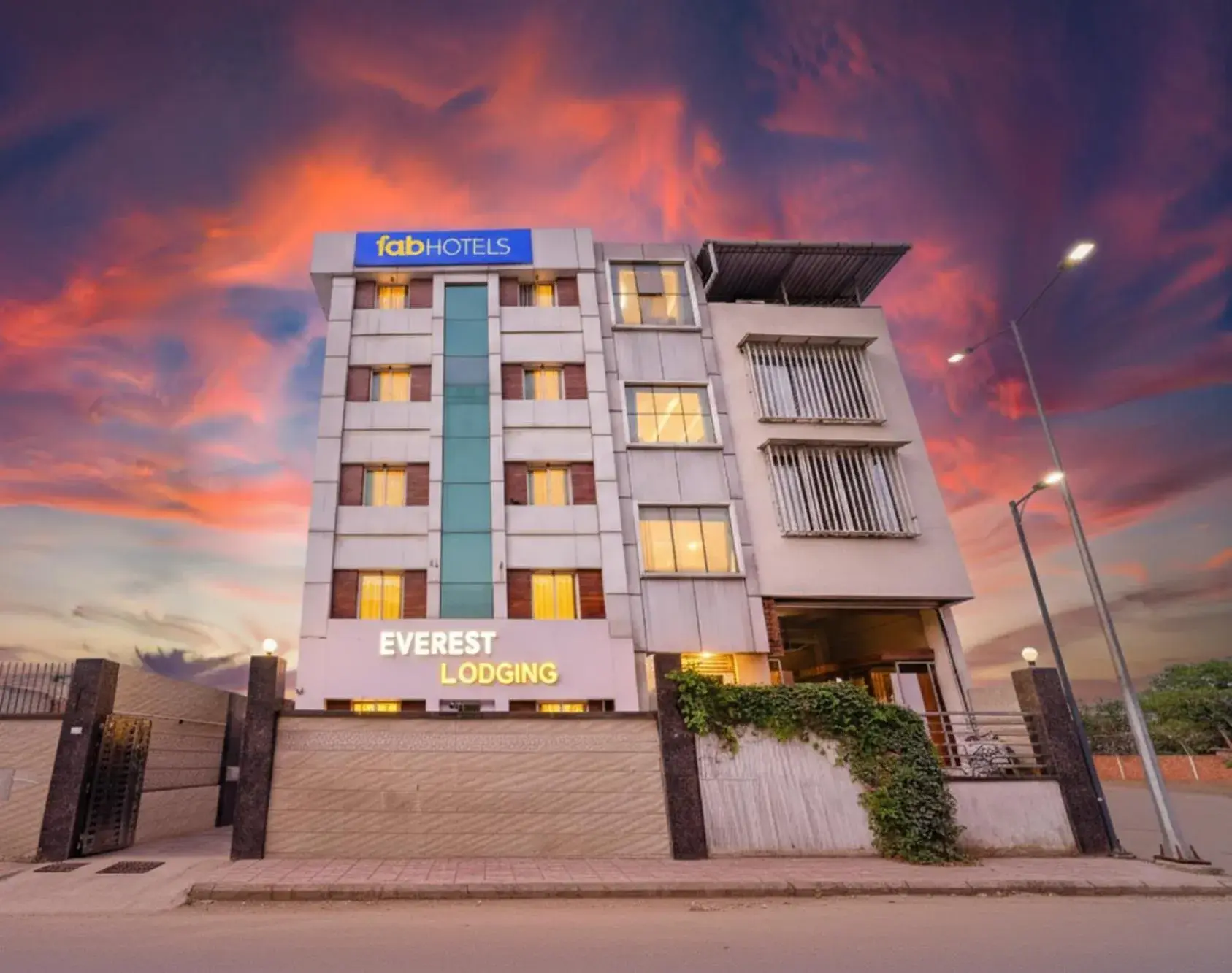 Hotel O Everest Lodging Vashi Hotel O Everest Lodging Vashi