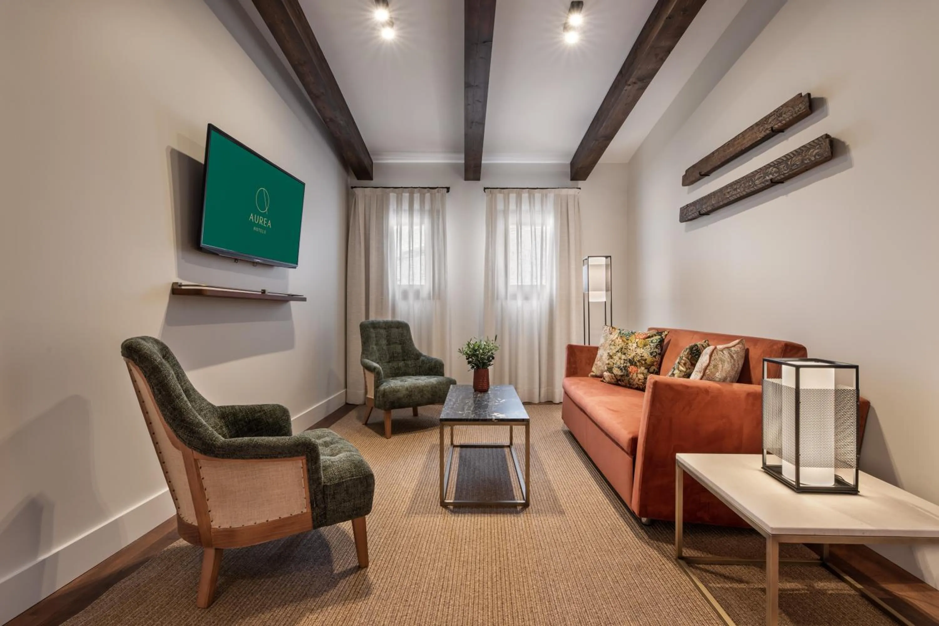 Seating area in Áurea Toledo by Eurostars Hotel company