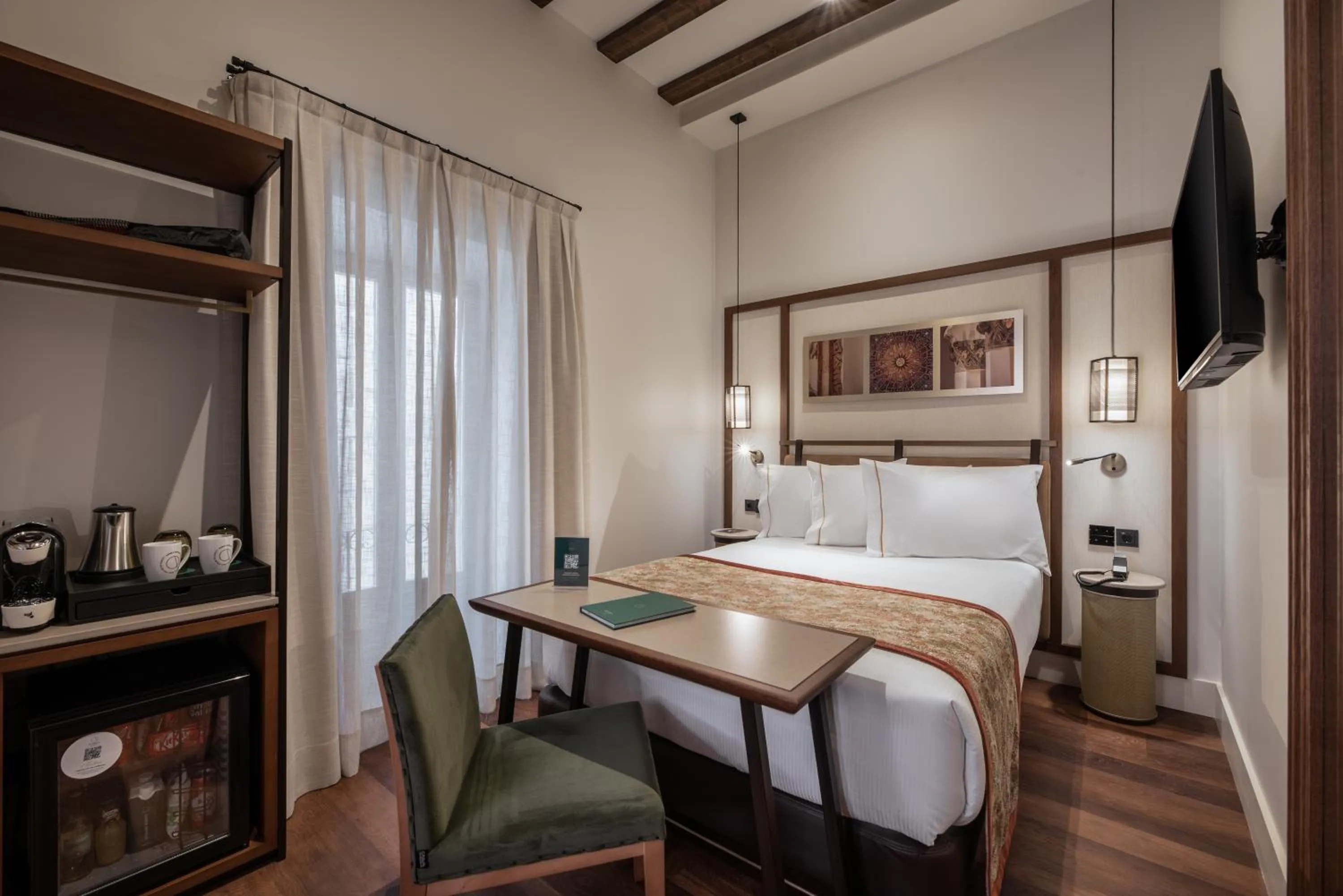 Bedroom, Bed in Áurea Toledo by Eurostars Hotel company