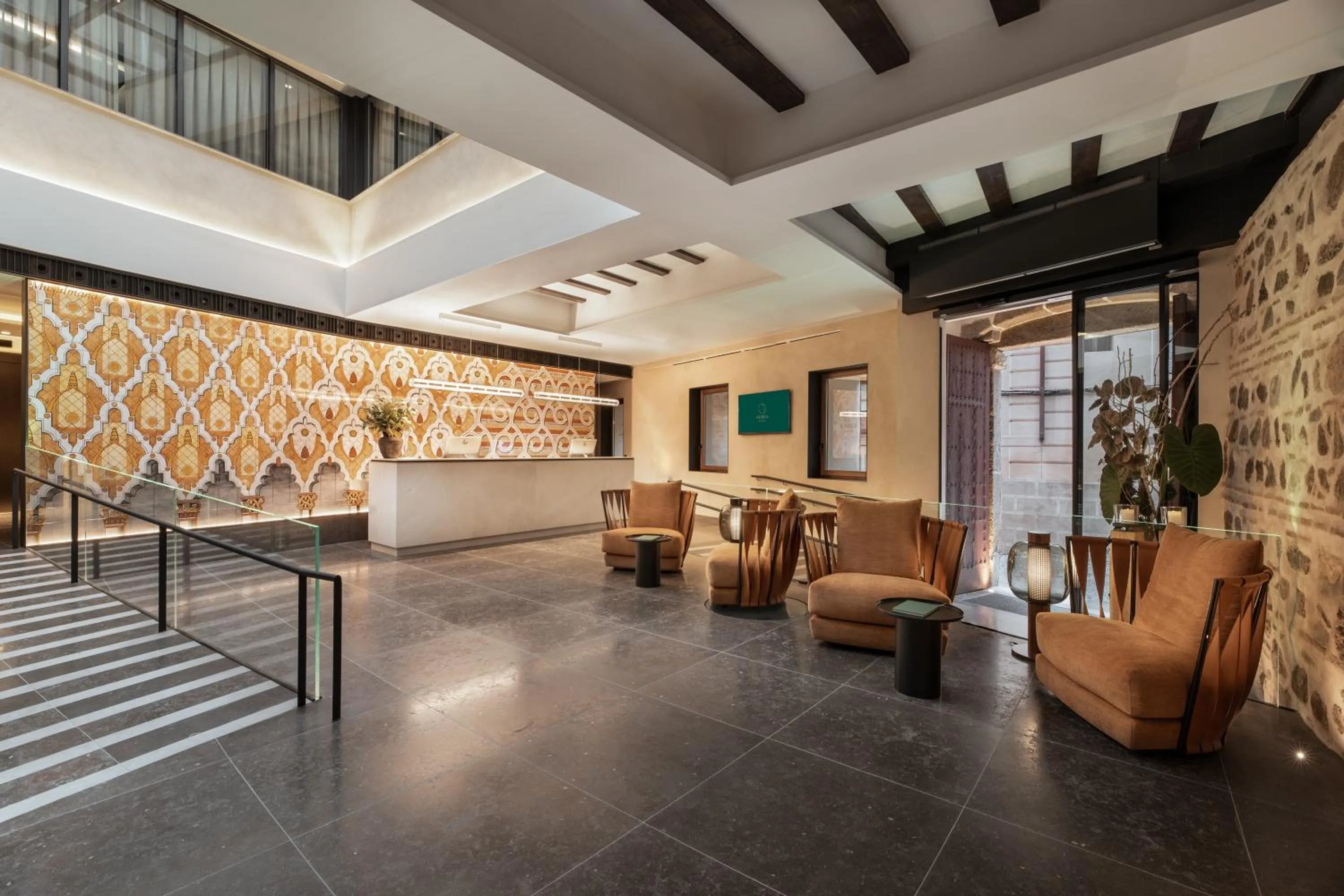 Lobby or reception in Áurea Toledo by Eurostars Hotel company