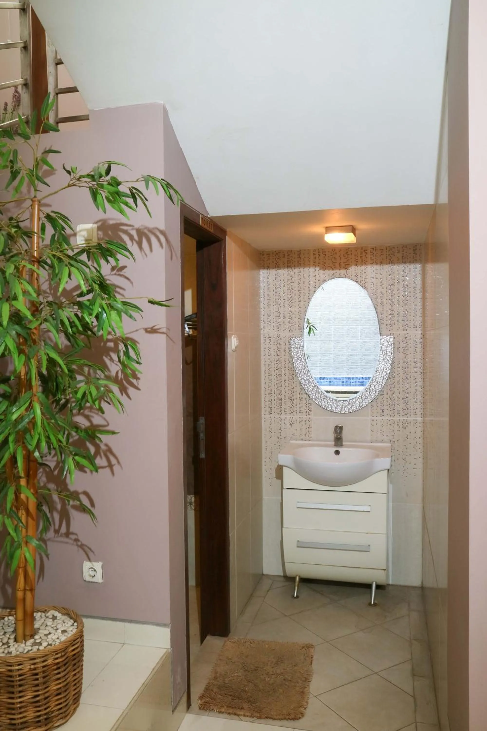 Bathroom in Rumah Teteh - Plemburan