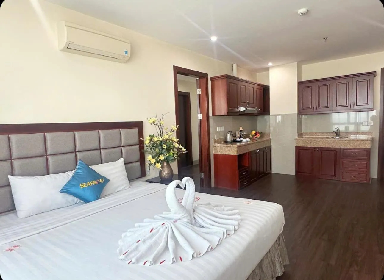 Bed in SeaFront Hotel DaNang