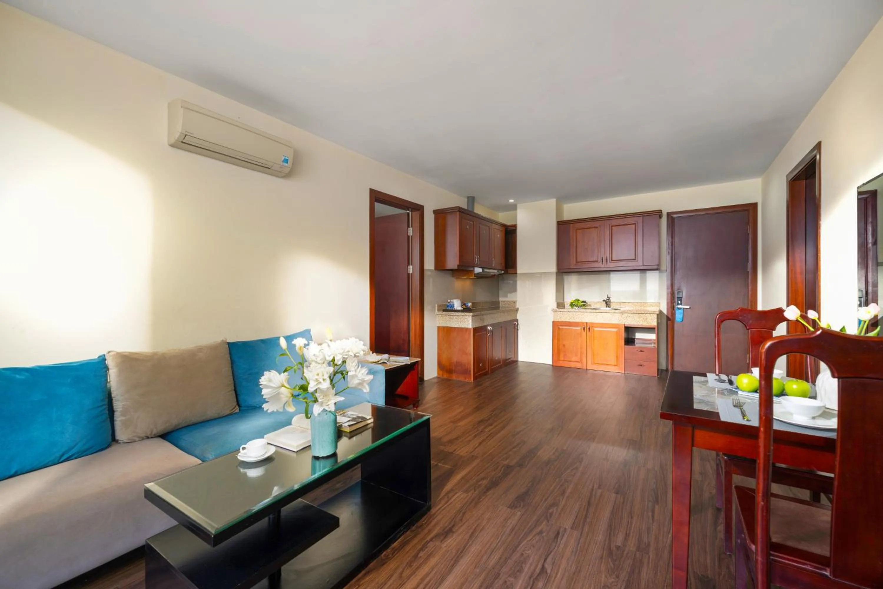 SeaFront Hotel DaNang