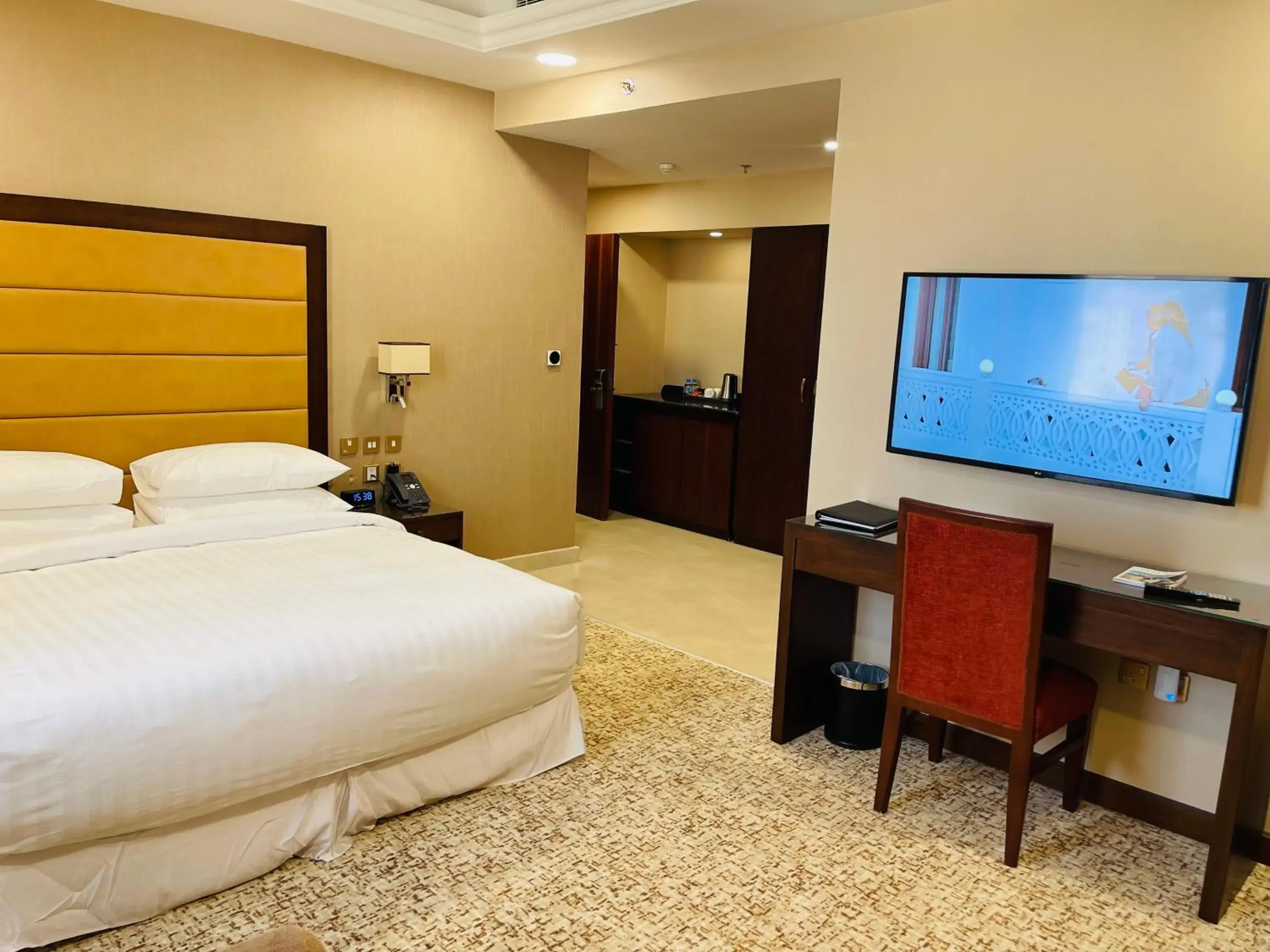 TV and multimedia, Bed in Grand Legacy Hotel Doha TV and multimedia, Bed in Grand Legacy Hotel Doha