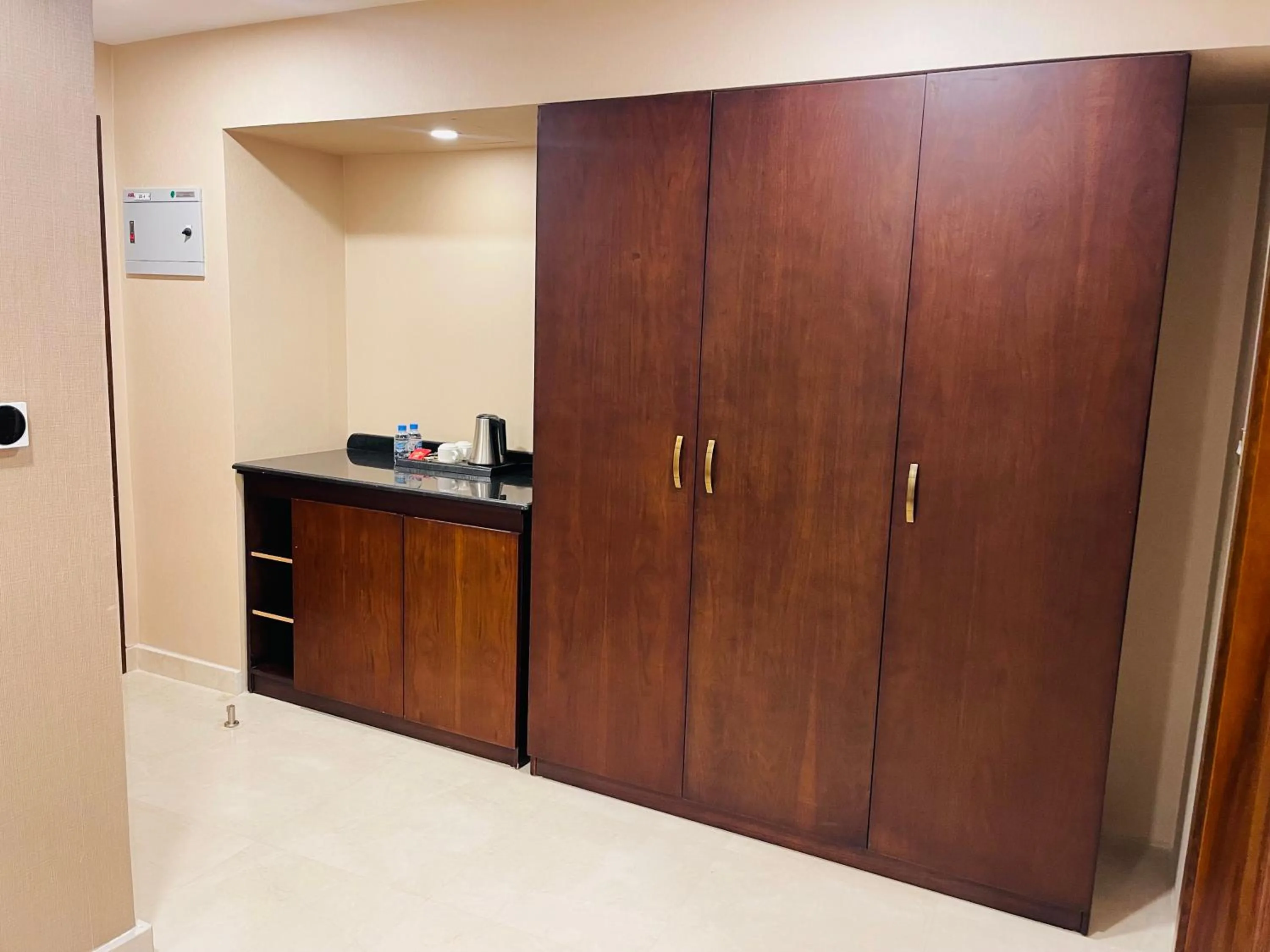 wardrobe in Grand Legacy Hotel Doha