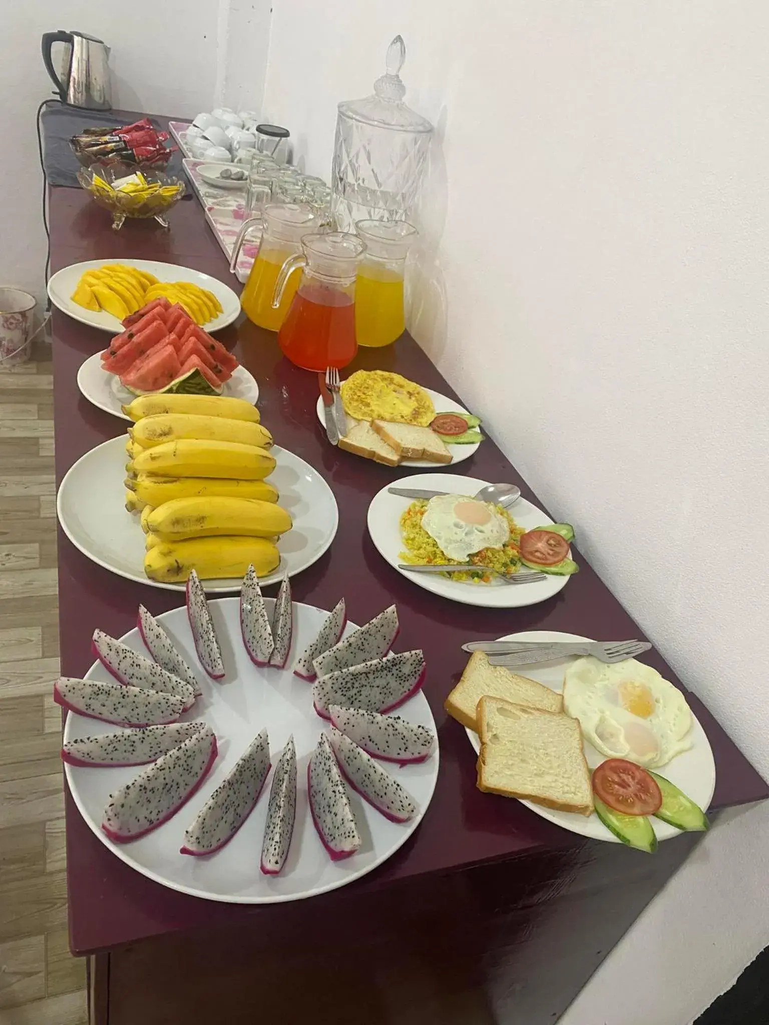 Food and drinks in Vang Vieng Victory Hostel Food and drinks in Vang Vieng Victory Hostel