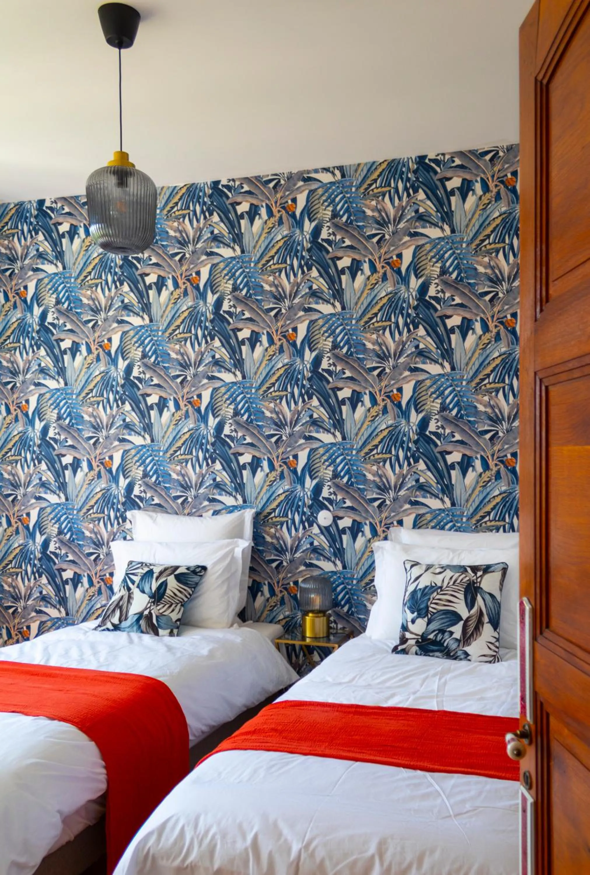Bedroom, Bed in Maison et table d'hôtes Le Camélia Blanc