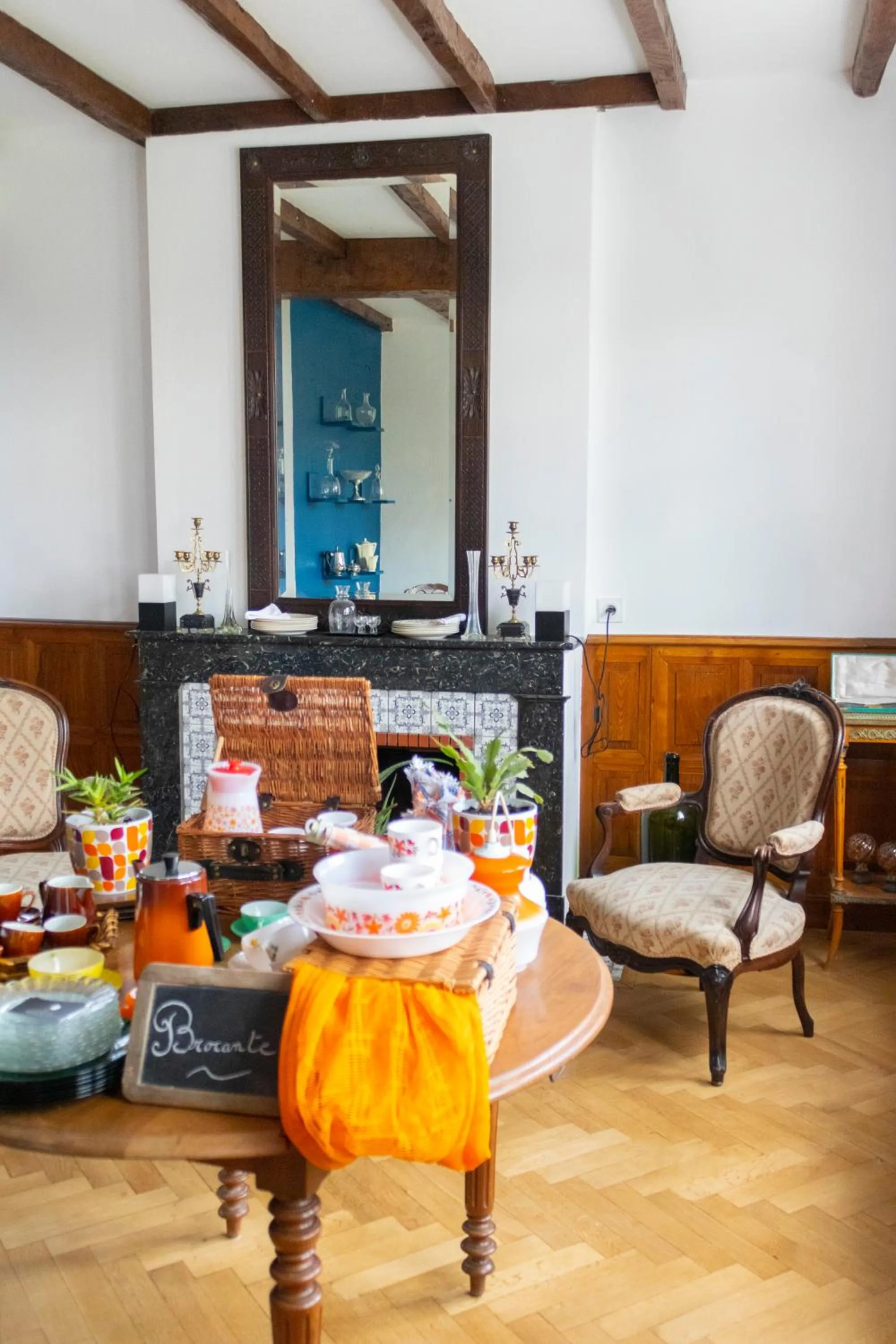 Lobby or reception in Maison et table d'hôtes Le Camélia Blanc