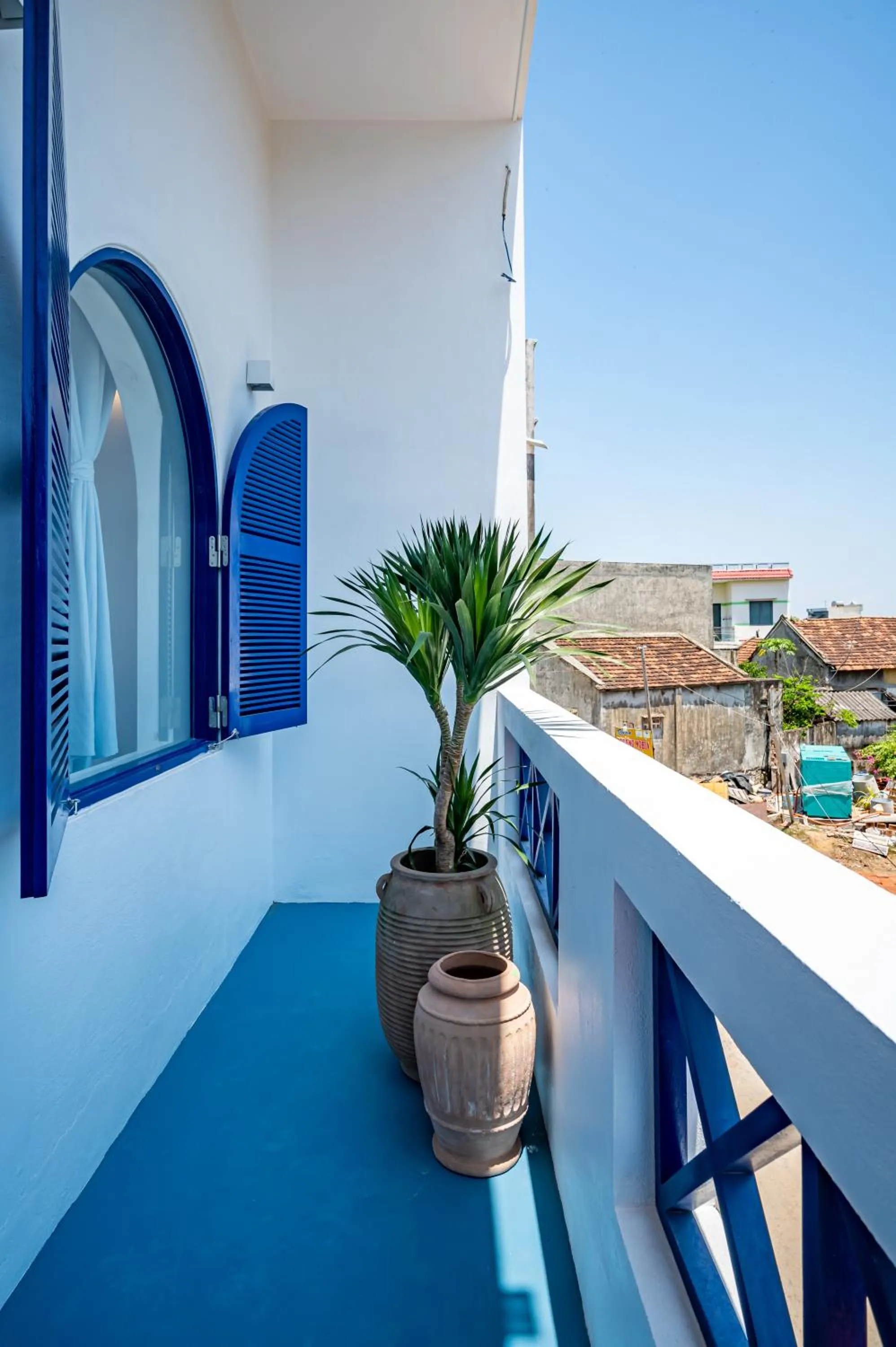 Day in Happiness Hotel