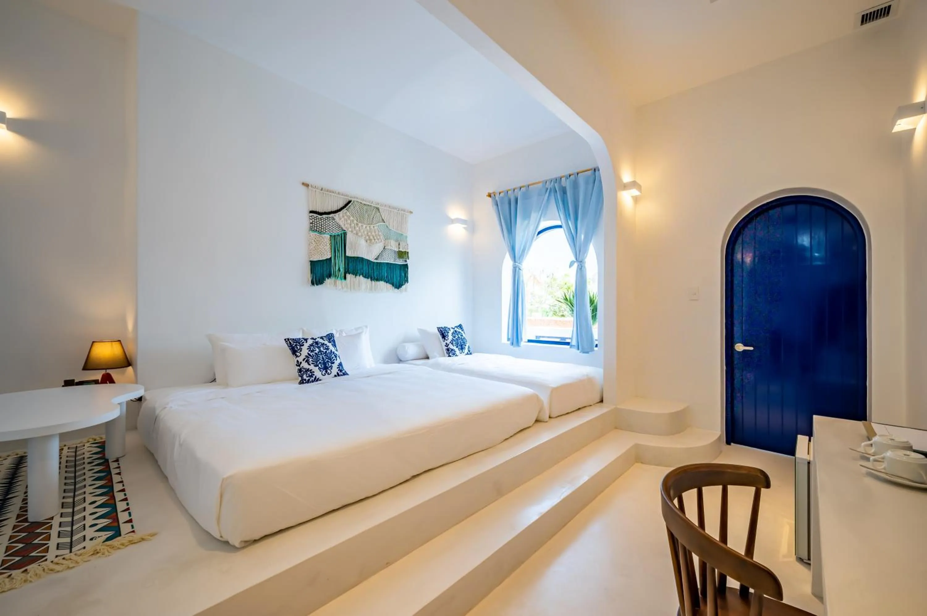 Living room in Happiness Hotel