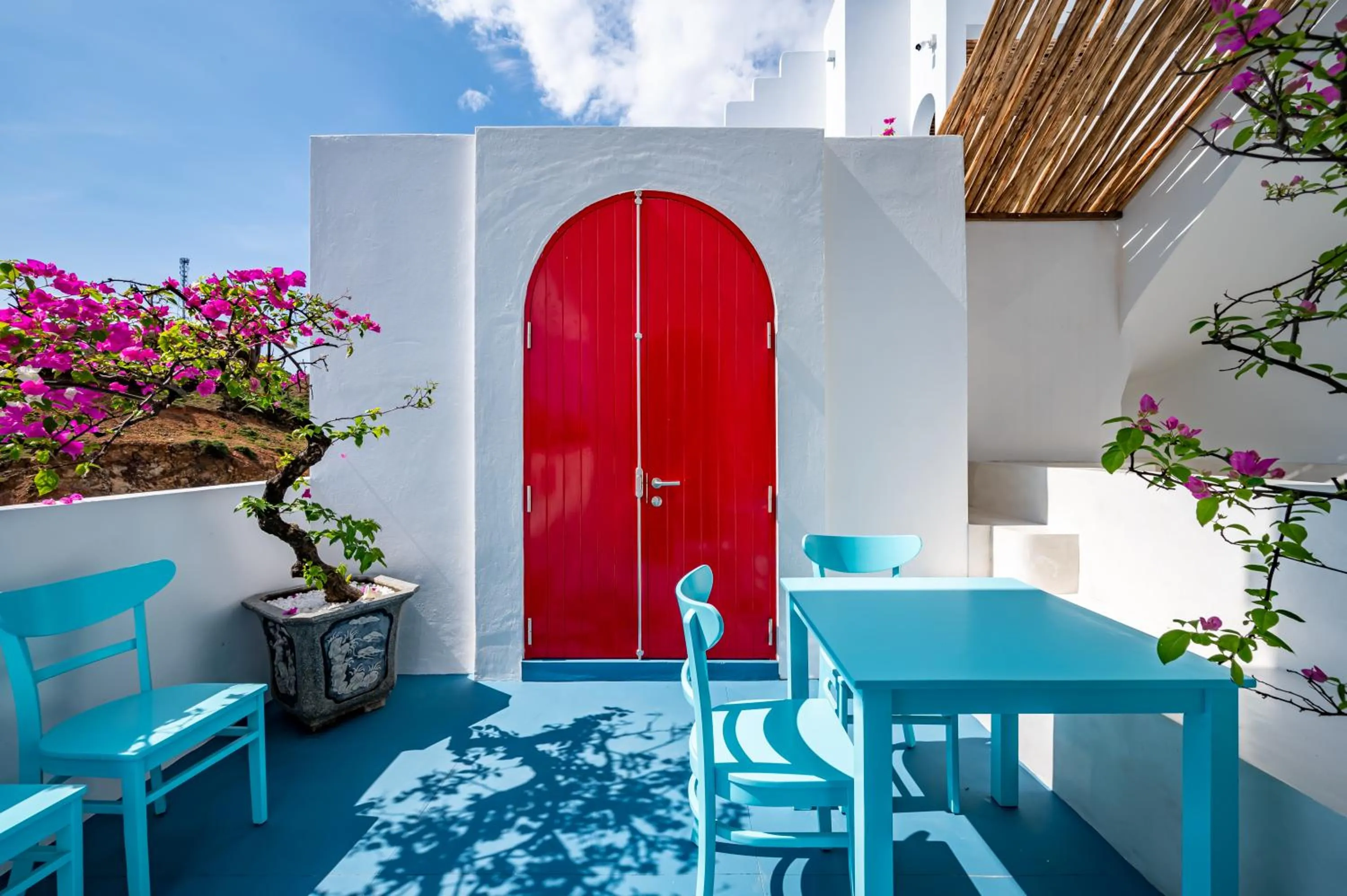 Balcony/Terrace in Happiness Hotel