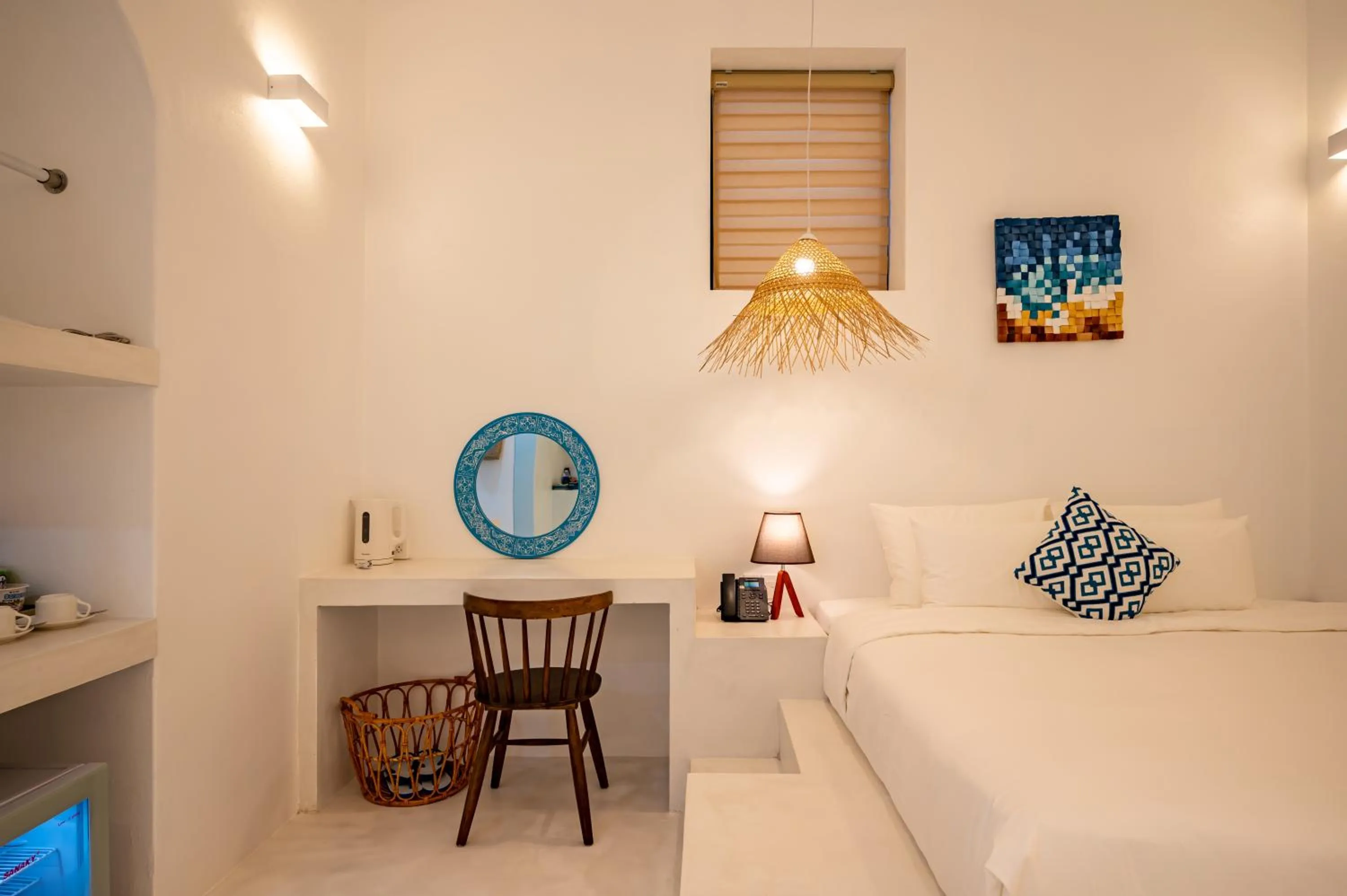 Photo of the whole room in Happiness Hotel