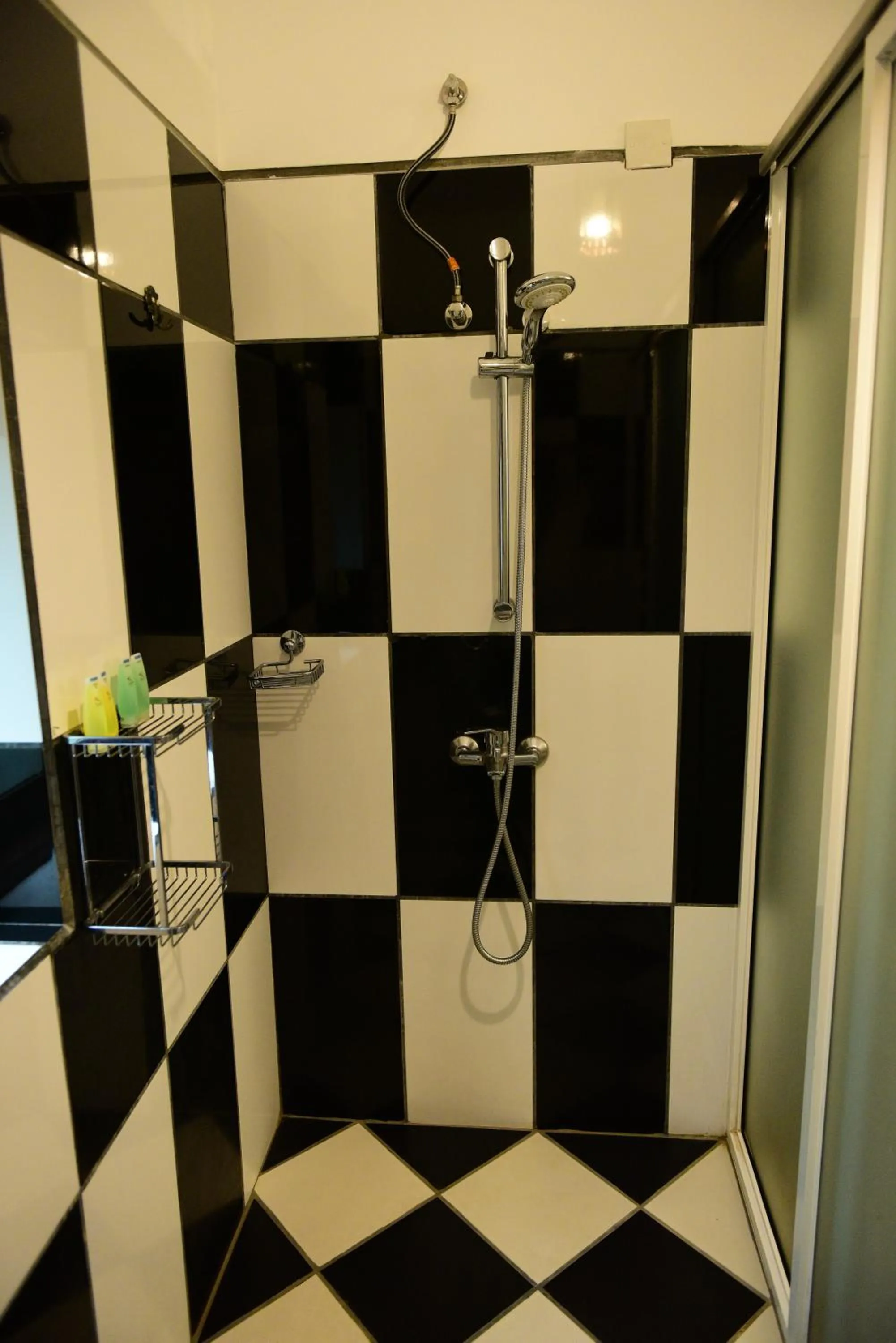 Shower in Samudra Villa
