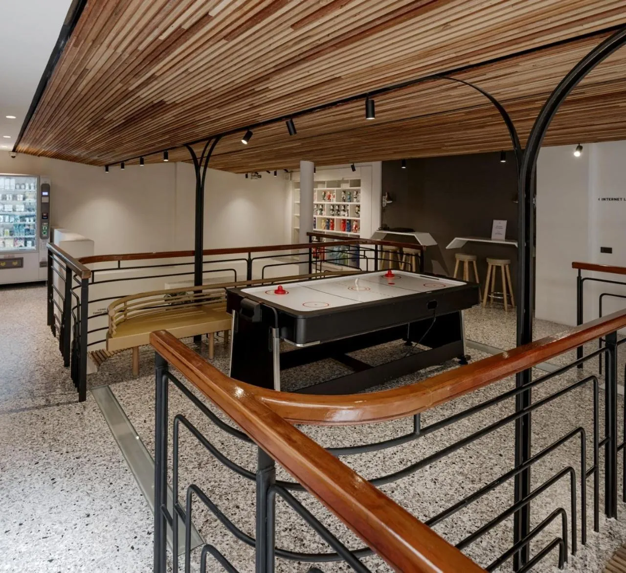 Billiard in Double B Hostel