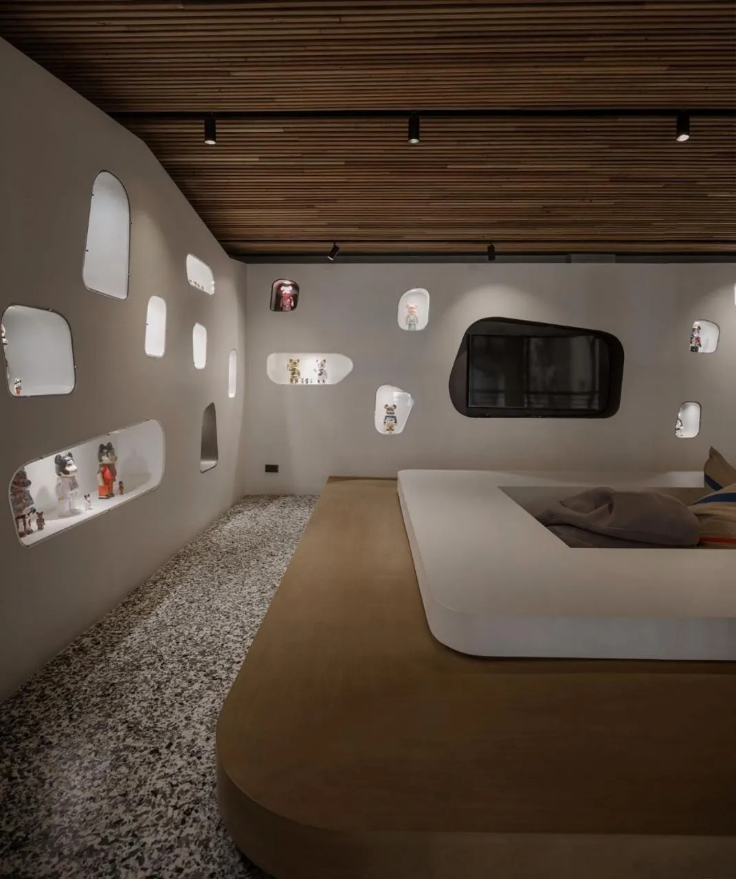 Communal lounge/ TV room in Double B Hostel