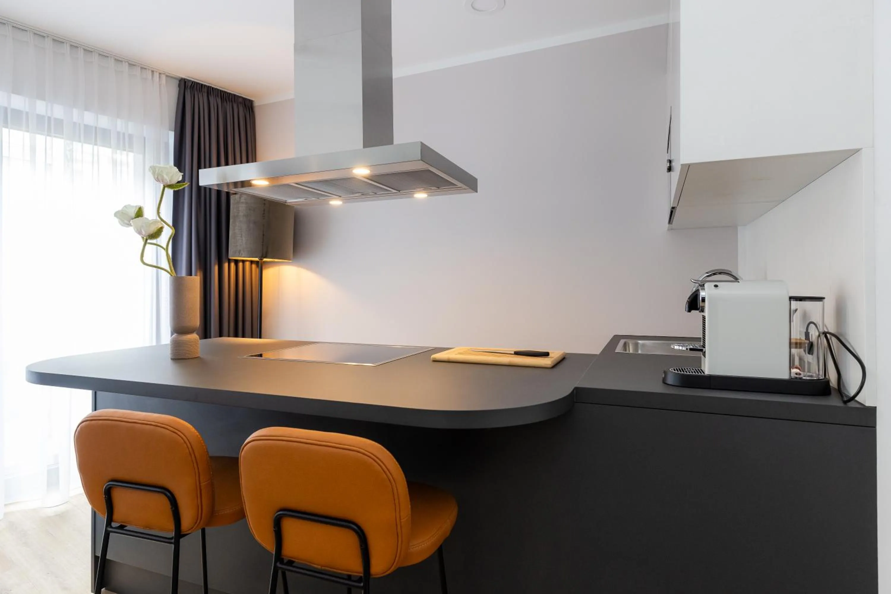 Kitchen or kitchenette in The Doorman Goethe Frankfurt am Main