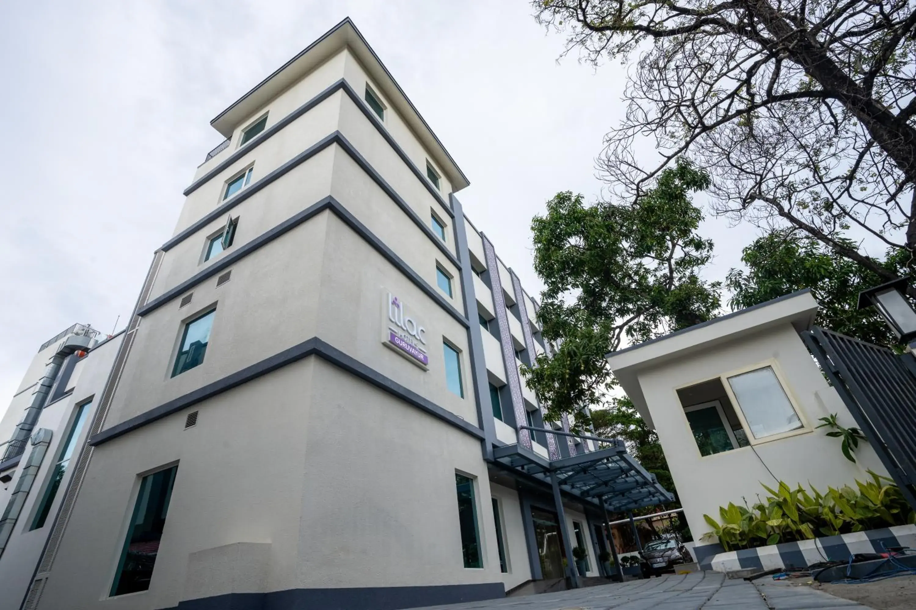 Property building in Lilac Hotel Guruvayur Property building in Lilac Hotel Guruvayur