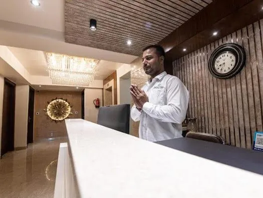 Lobby or reception in HOTEL EMERALD INN