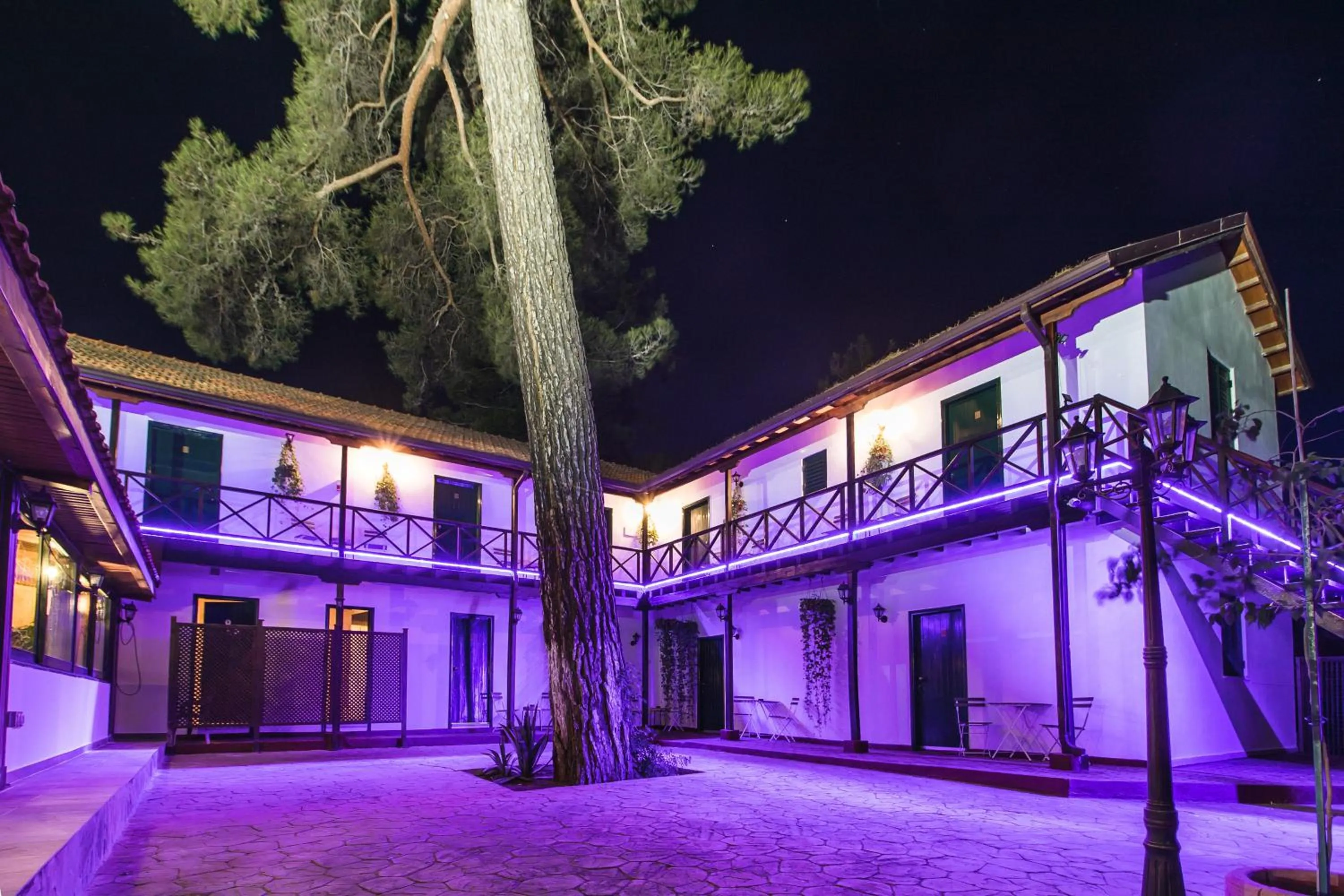 Pine View Boutique Hotel Adults Only