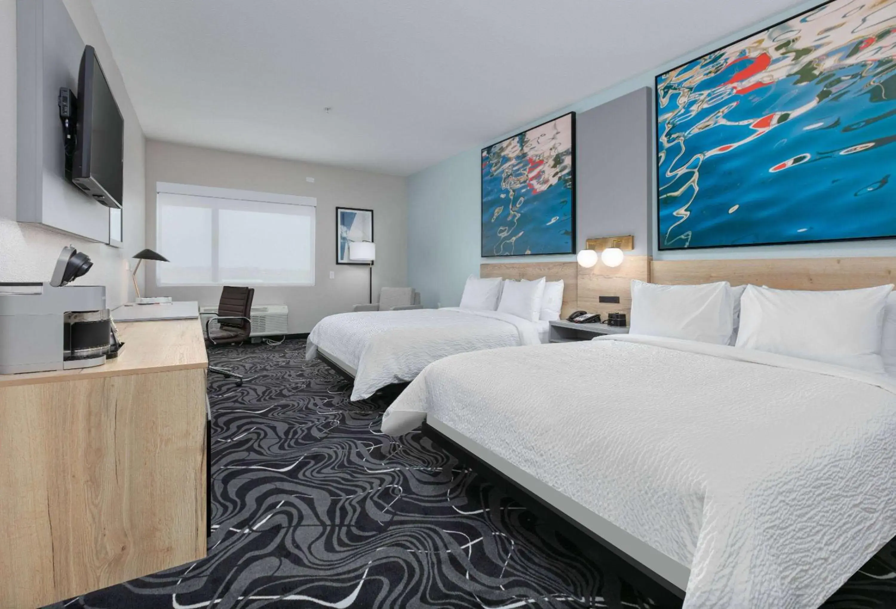 Queen Room with Two Queen Beds, Mobility Access and Bathtub with Grab Bars, Non-Smoking in The Elm, a Ramada by Wyndham Queen Room with Two Queen Beds, Mobility Access and Bathtub with Grab Bars, Non-Smoking in The Elm, a Ramada by Wyndham