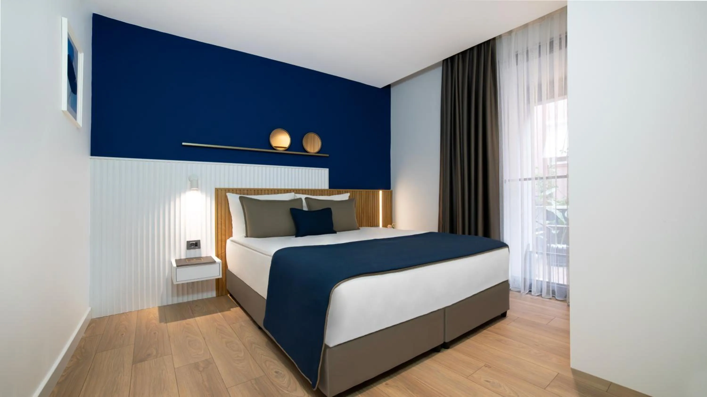 Bedroom, Bed in Stile Suite Marine Hotel