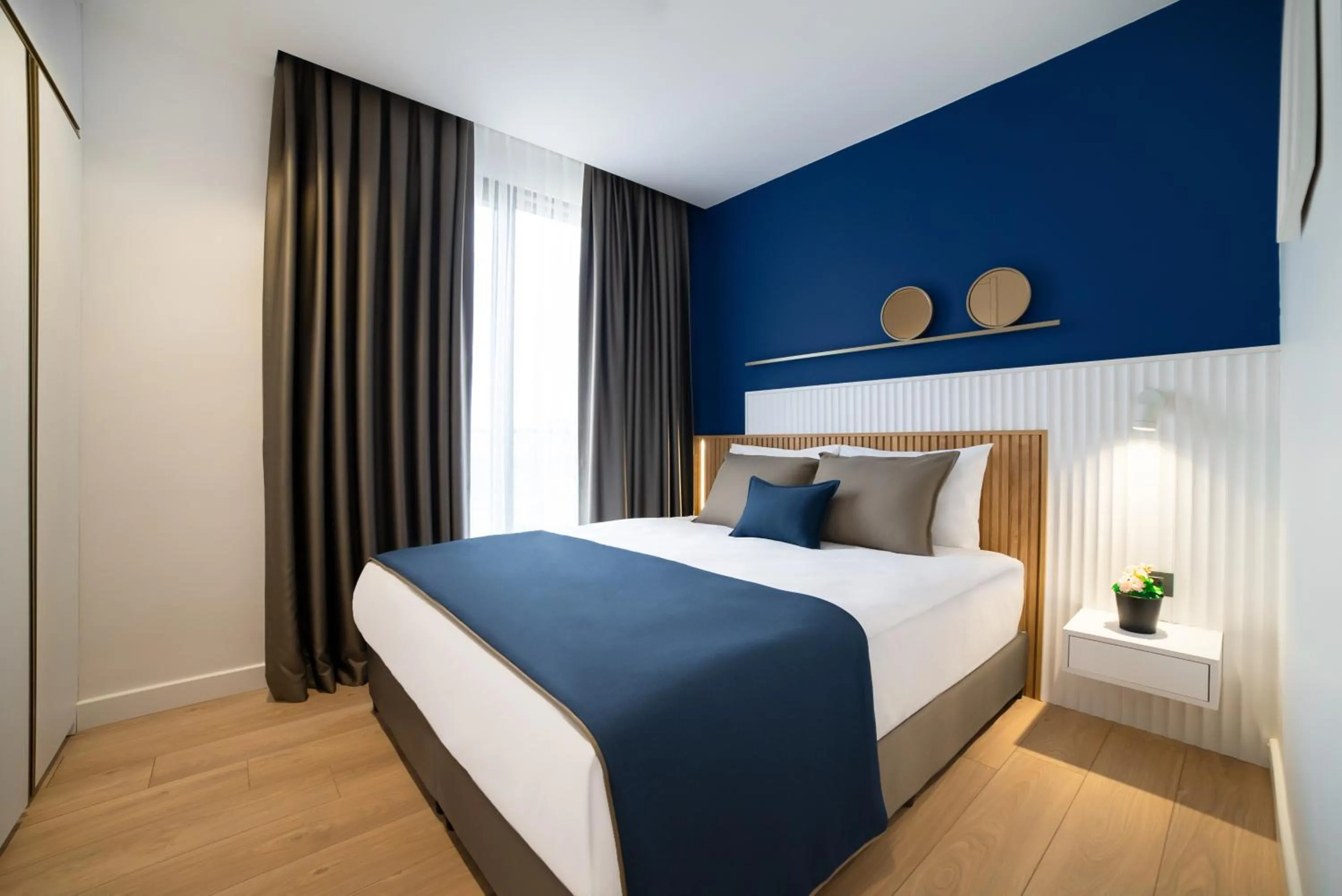 Bedroom, Bed in Stile Suite Marine Hotel