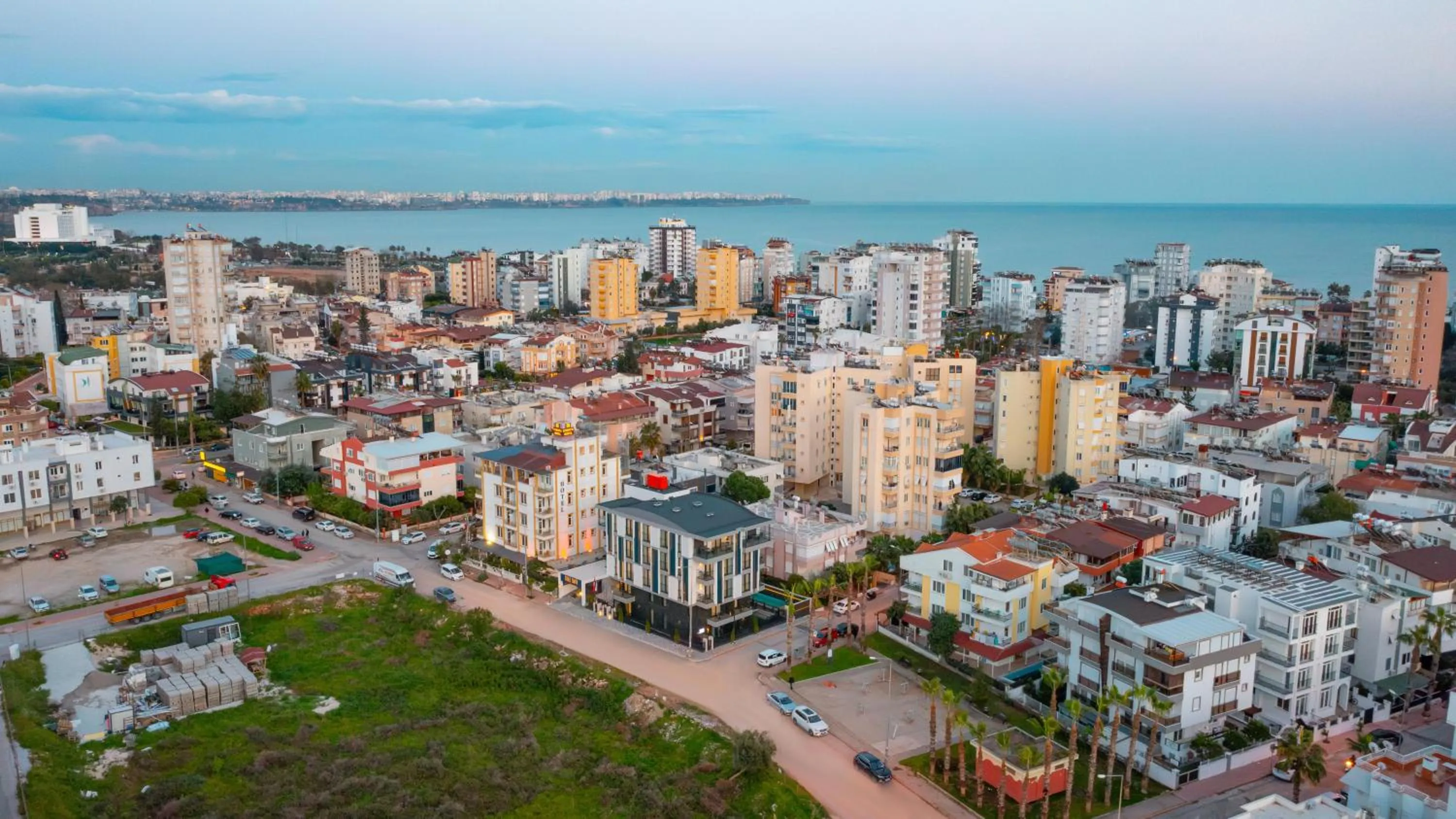 City view in Stile Suite Marine Hotel