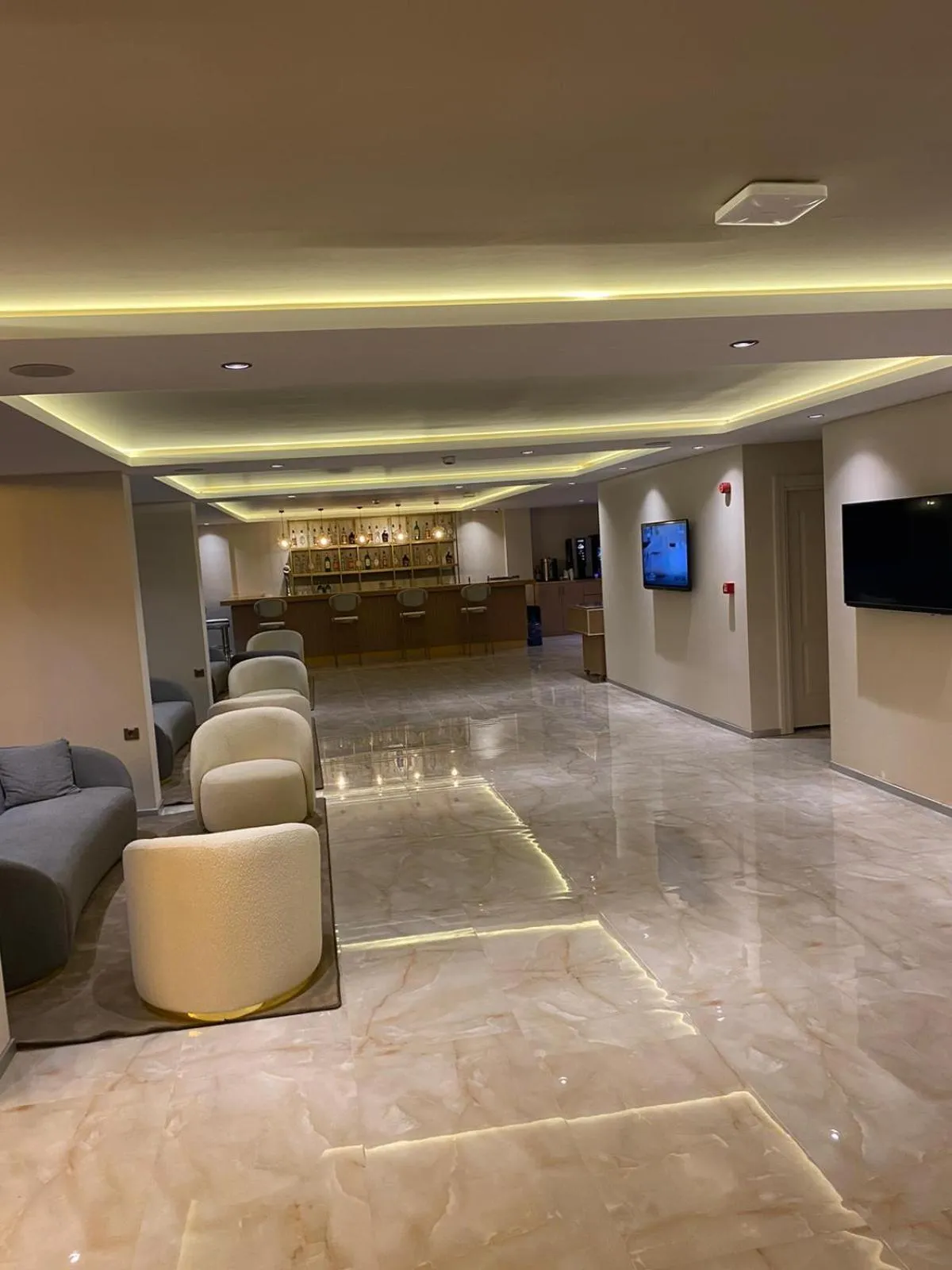 Lobby or reception in FIFTY5 Suite Hotel