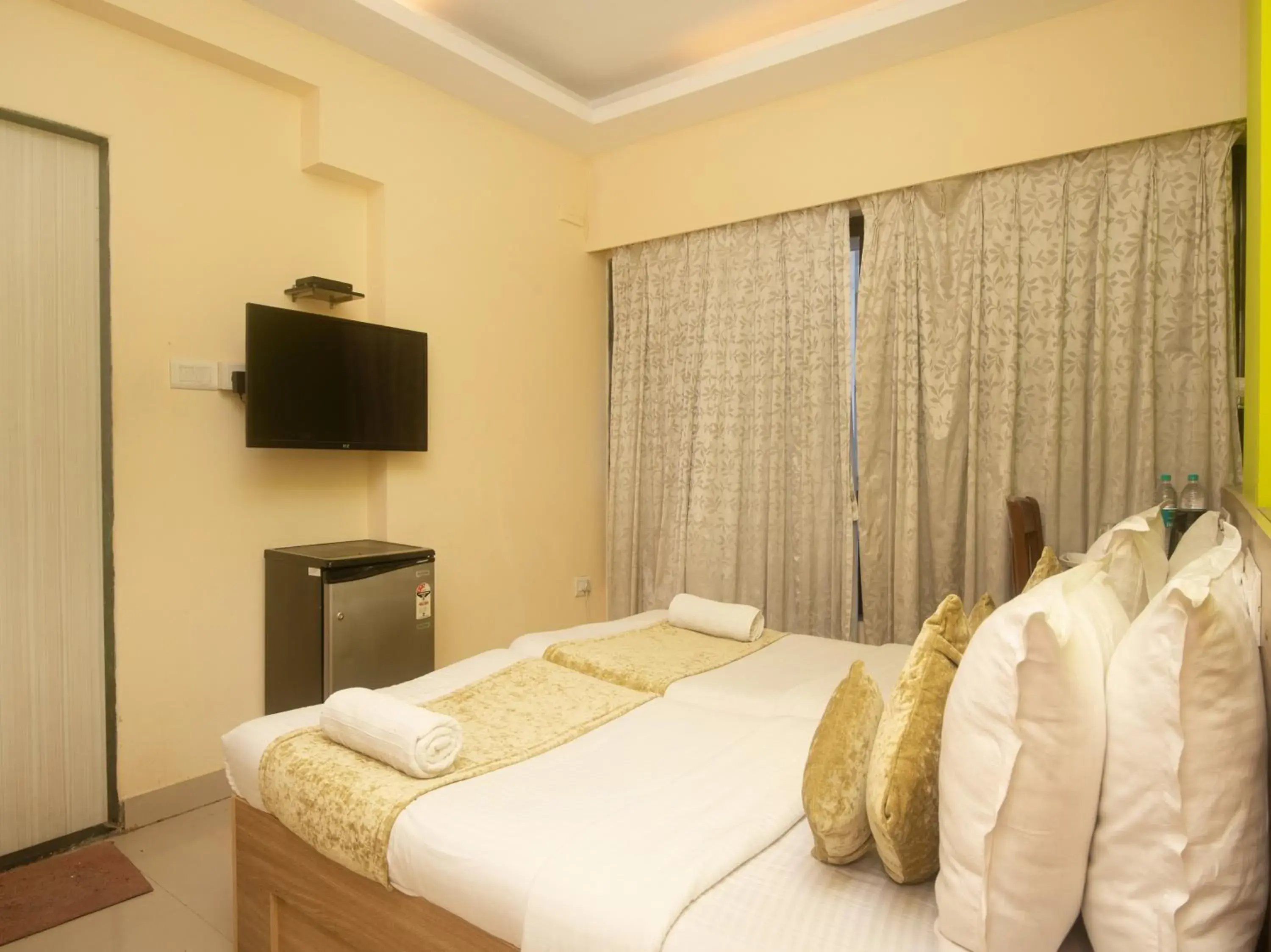 Bed in Tuliip Residency Bed in Tuliip Residency