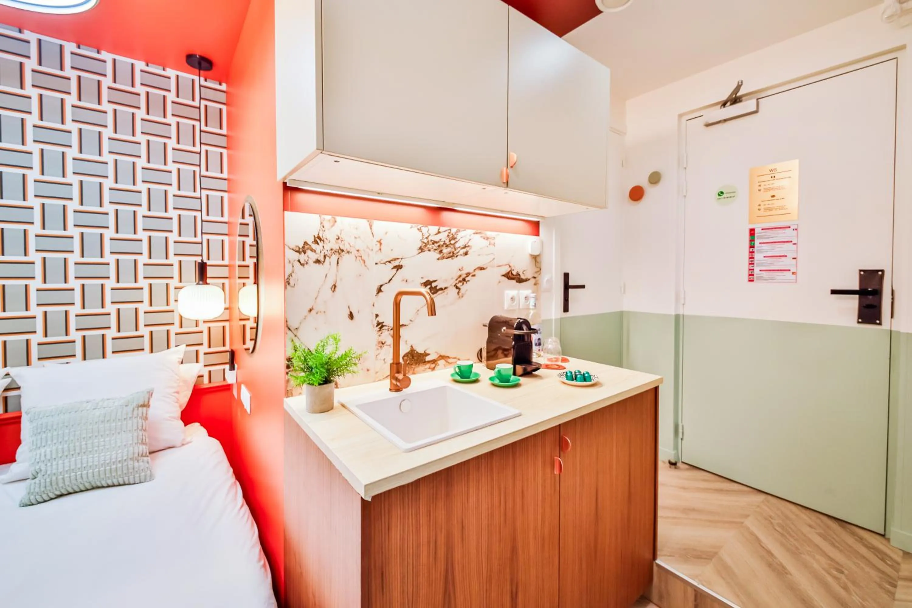 Kitchen or kitchenette, Bed in WS Molitor - Auteuil