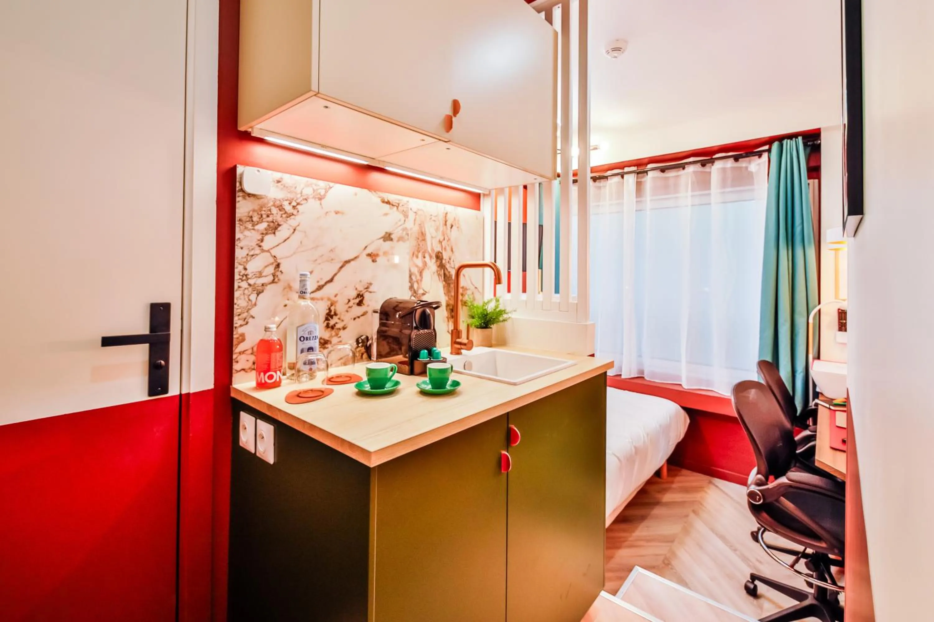 Kitchen or kitchenette in WS Molitor - Auteuil