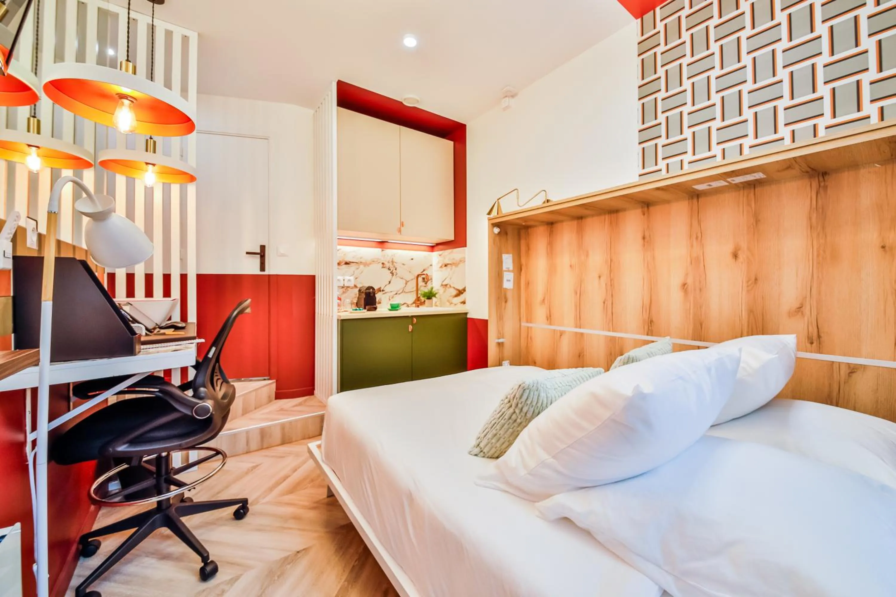 Bed in WS Molitor - Auteuil