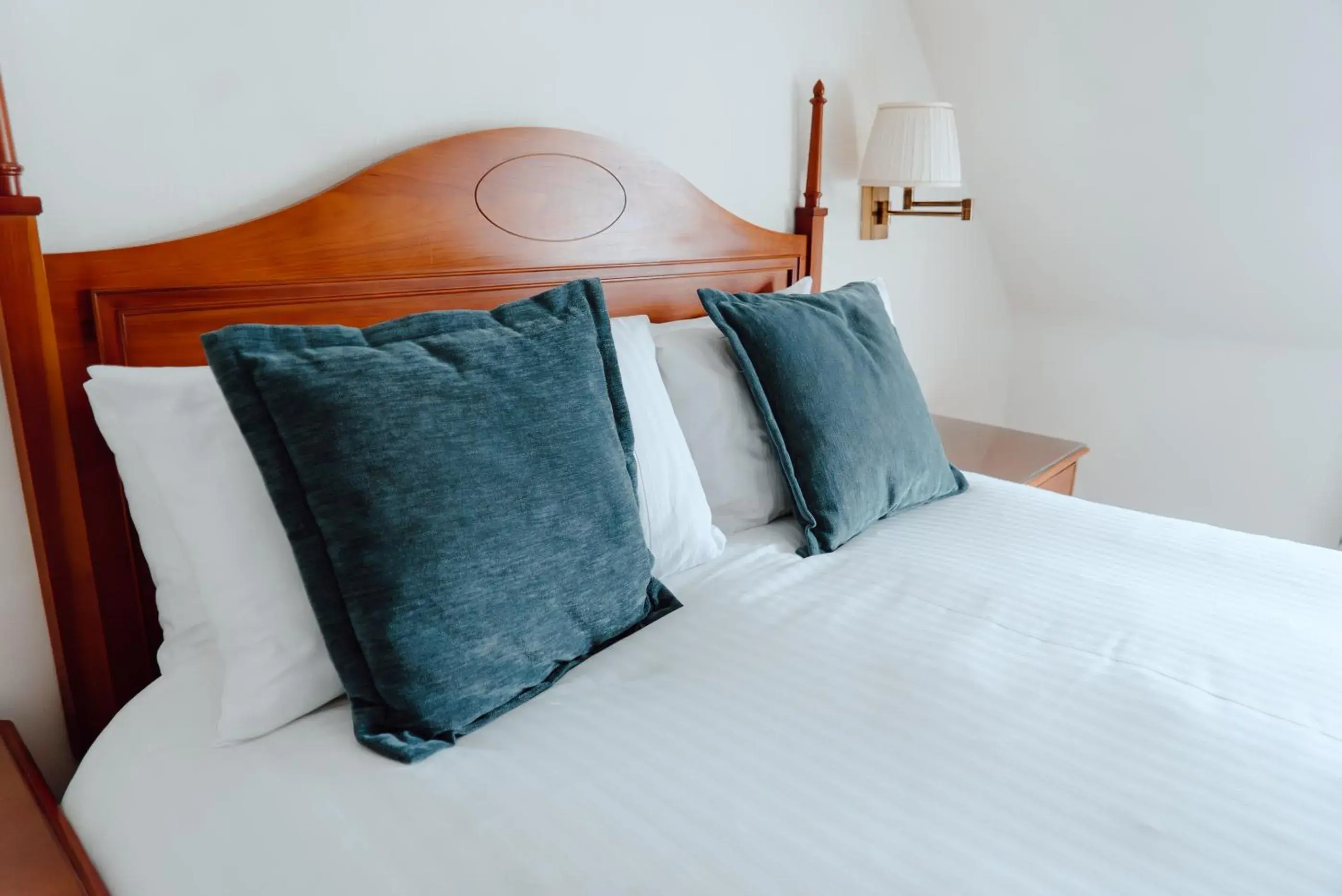 Bed in Royal Hotel Bed in Royal Hotel