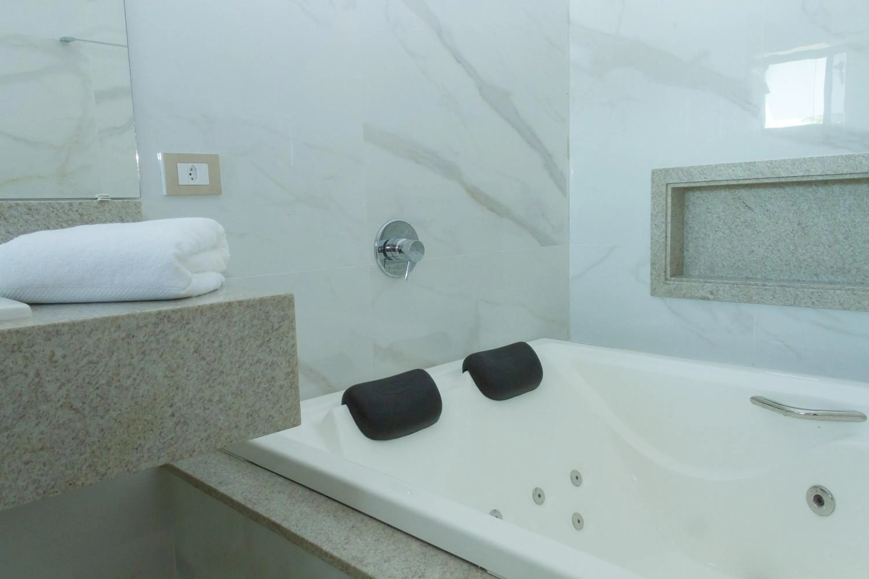 Bath in Principe do Mutá Hotel Design