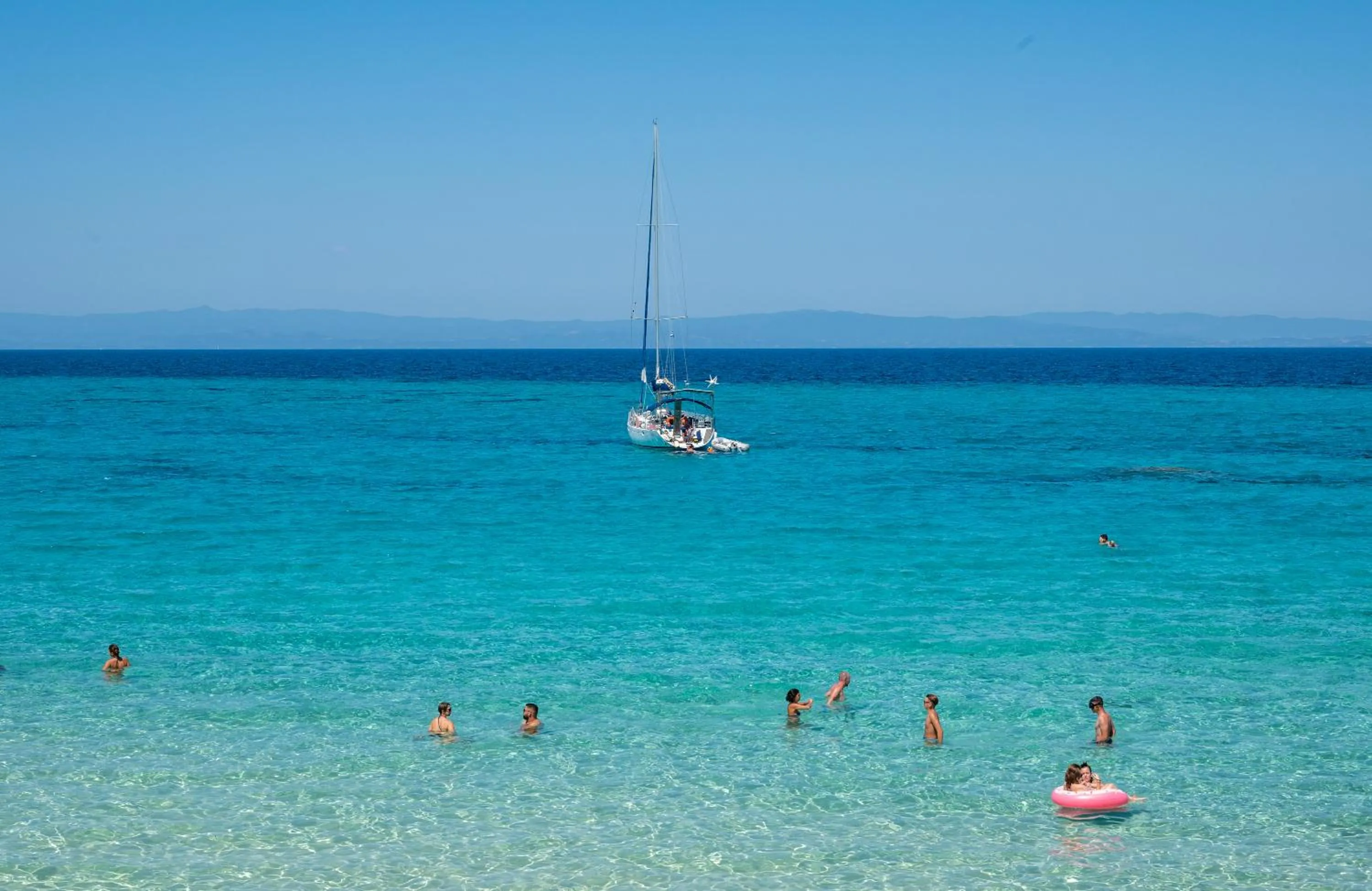 Day in Alexandrion Appartments Down Town Adults Only