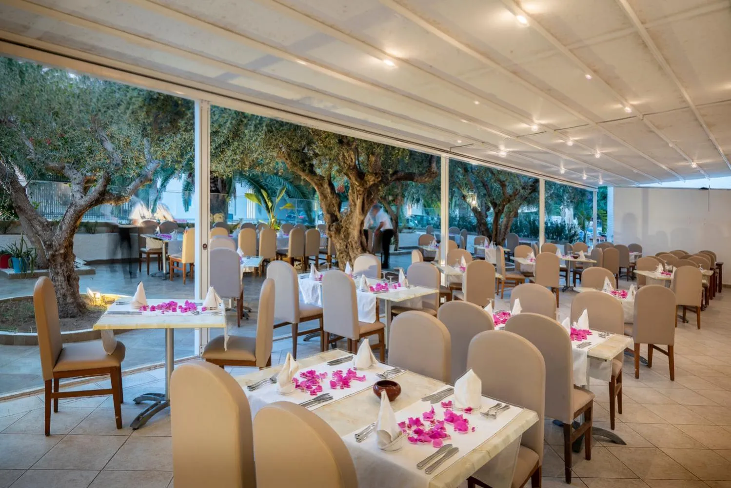 Restaurant/places to eat in Le Hammamet Hôtel & Spa