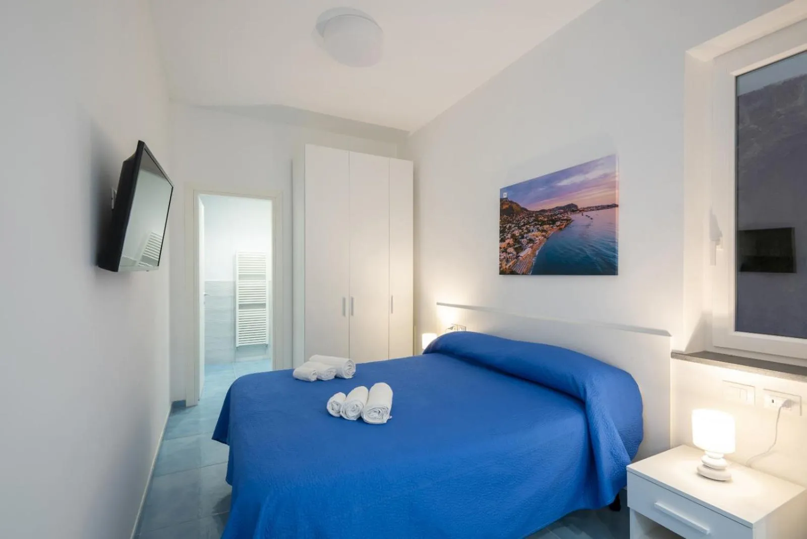 Bedroom, Bed in B&B La Vigna - Ischia Ponte