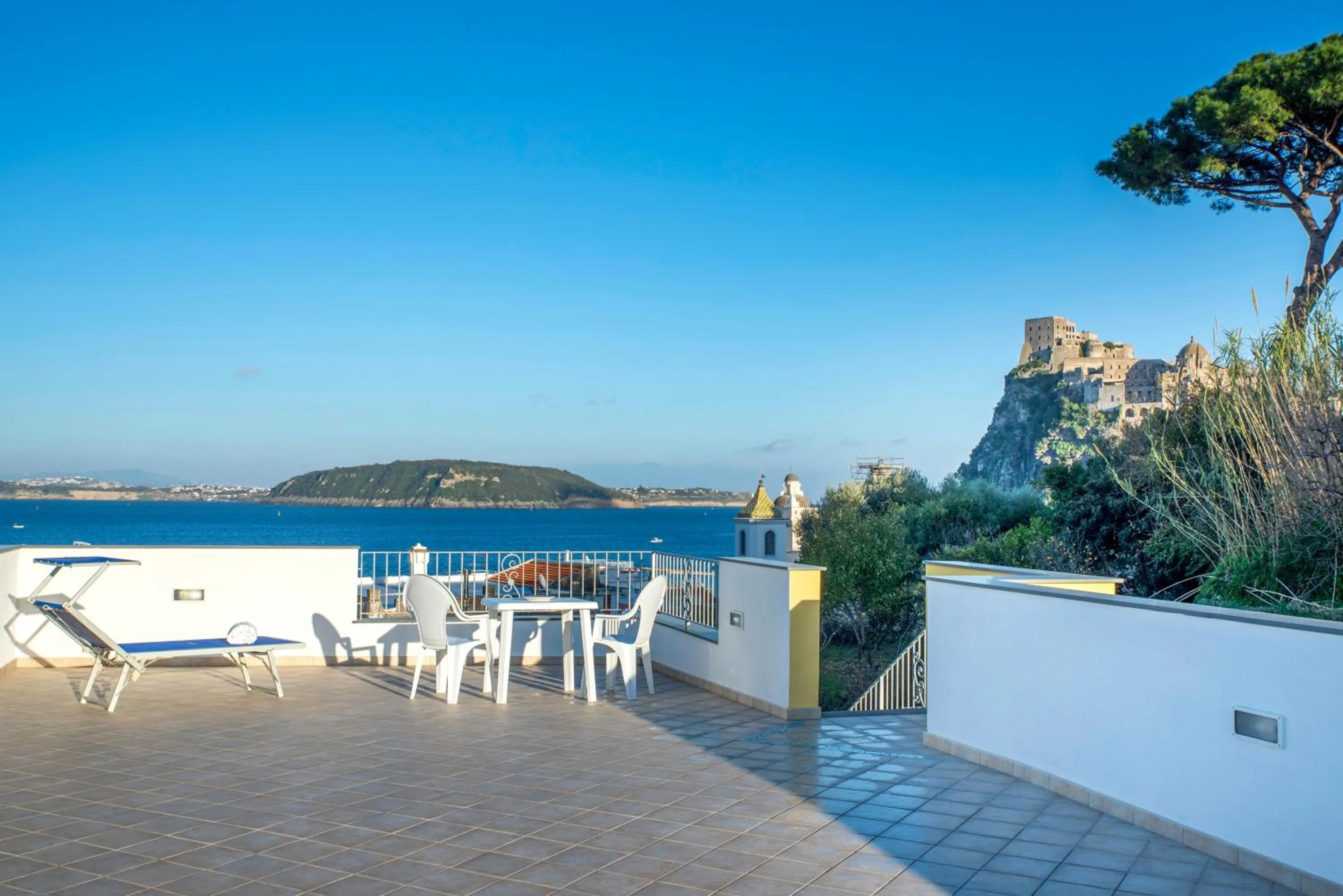 Balcony/Terrace in B&B La Vigna - Ischia Ponte