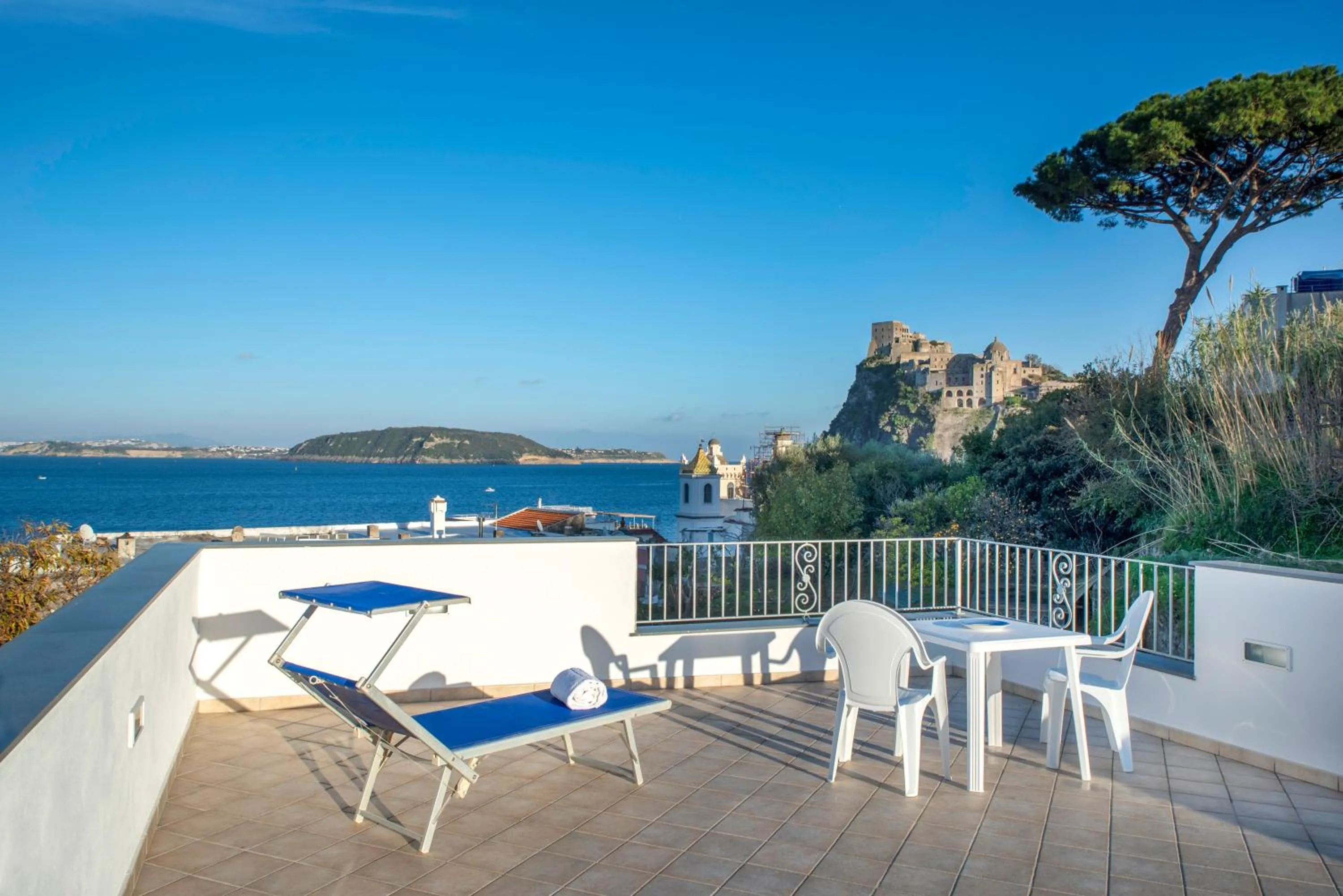 Balcony/Terrace in B&B La Vigna - Ischia Ponte