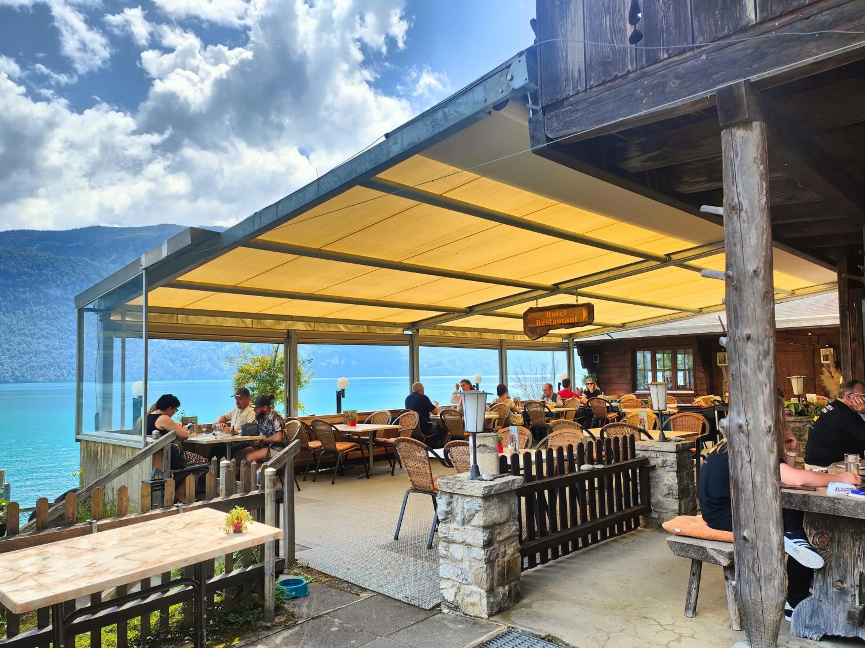 Restaurant/places to eat in Hotel Wildbach Brienz