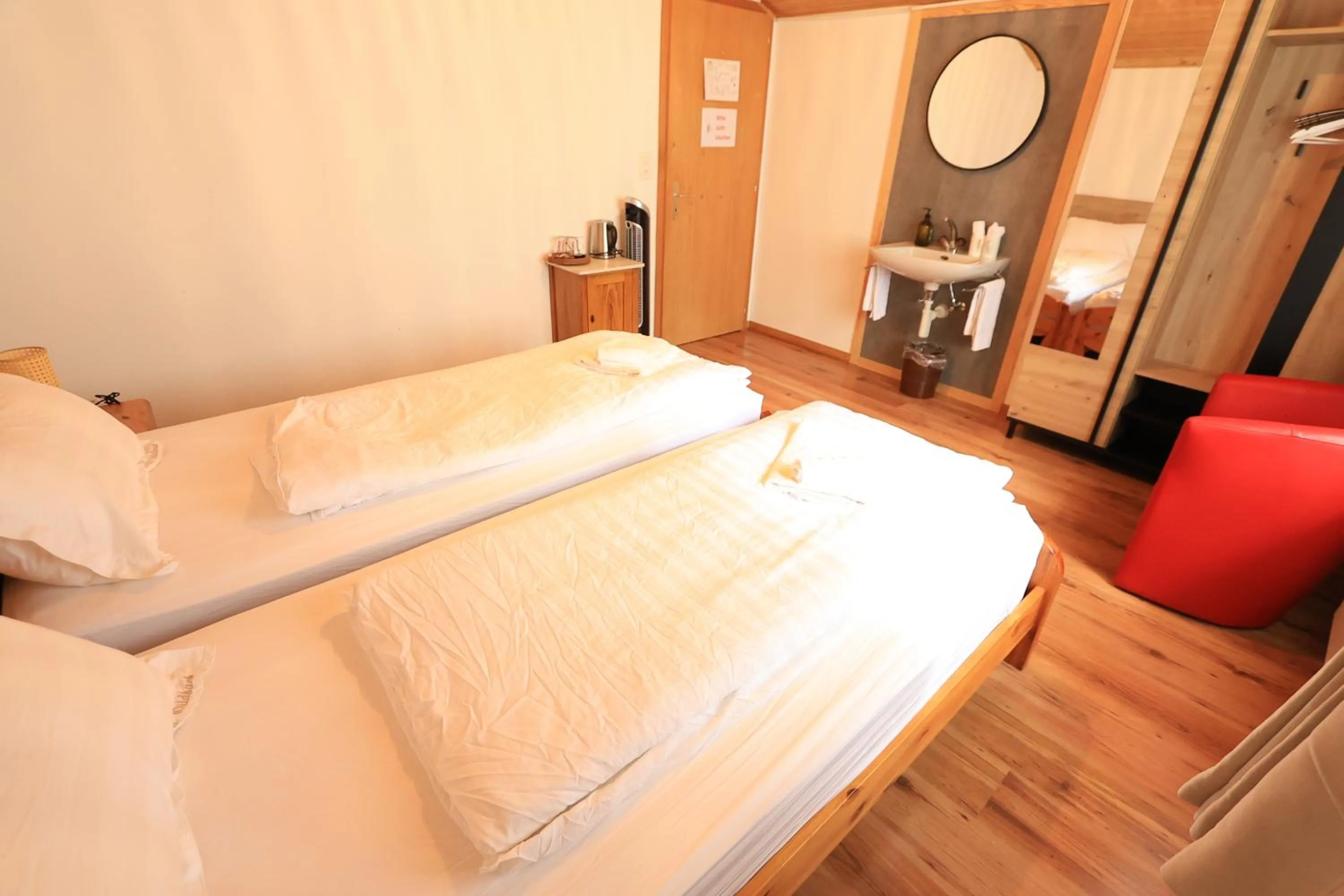 Bed in Hotel Wildbach Brienz