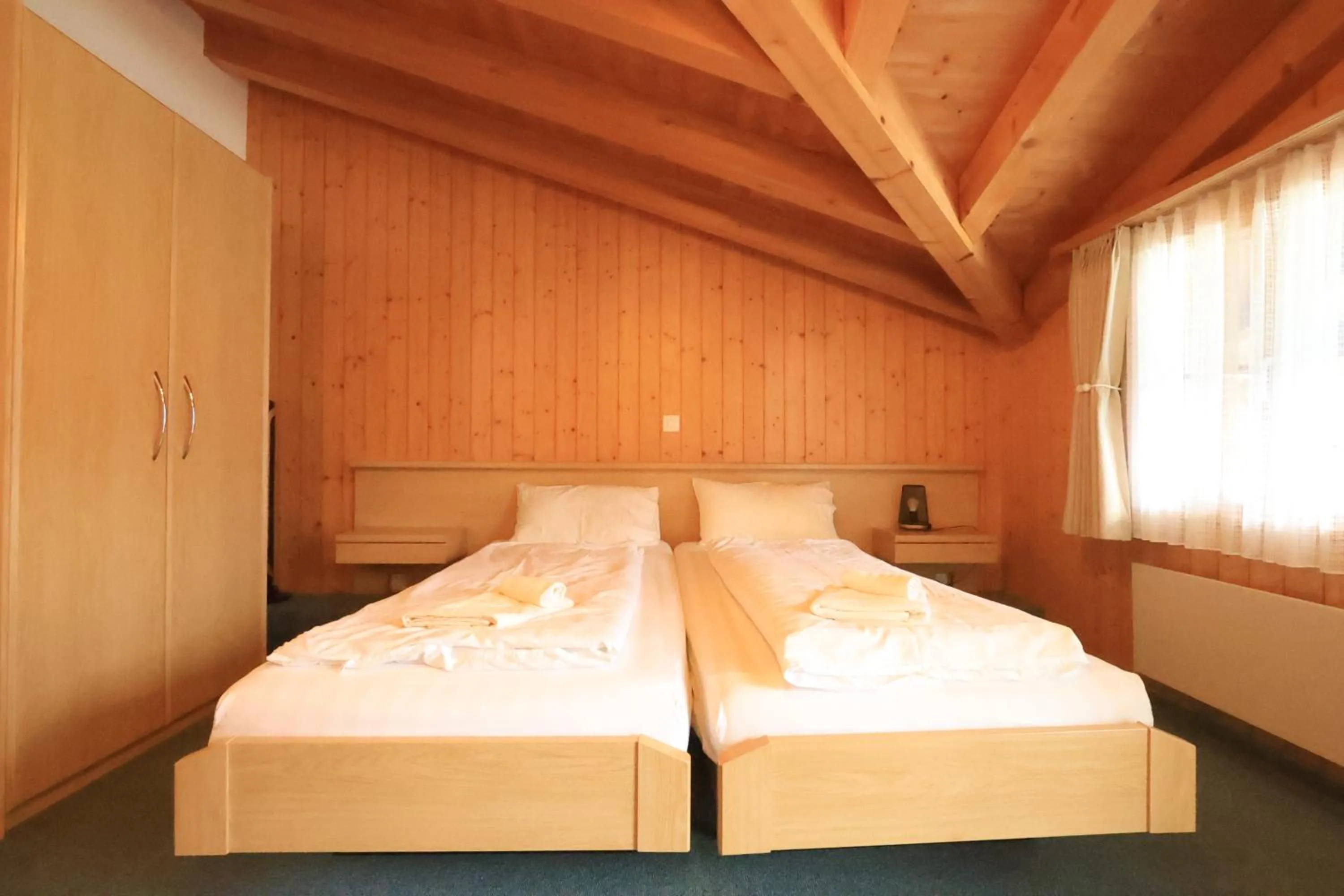 Bed in Hotel Wildbach Brienz