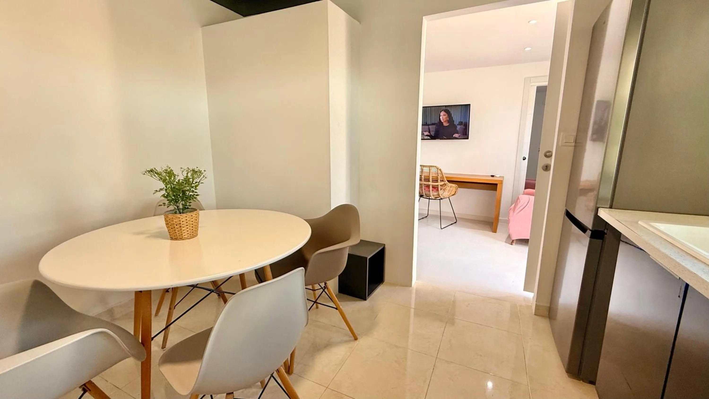 Kitchen or kitchenette in Kiwidestiny Alicante