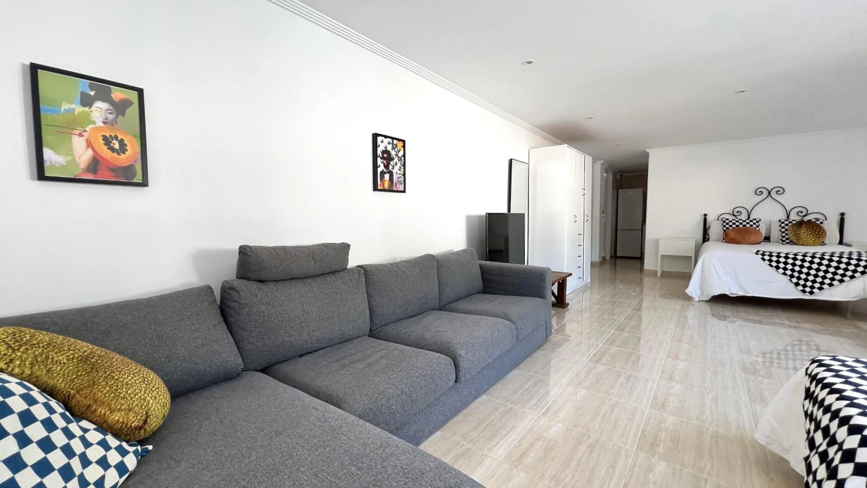 Bed in Kiwidestiny Alicante