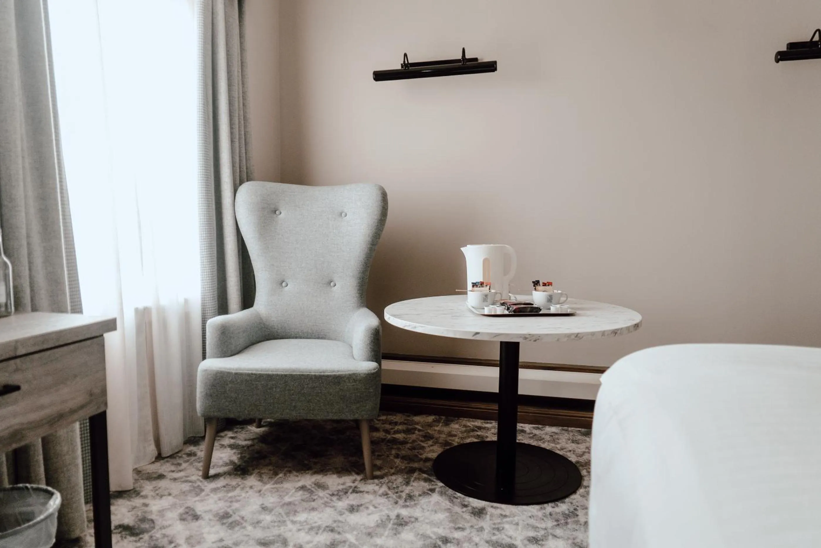 Seating area in Cabarfeidh Hotel