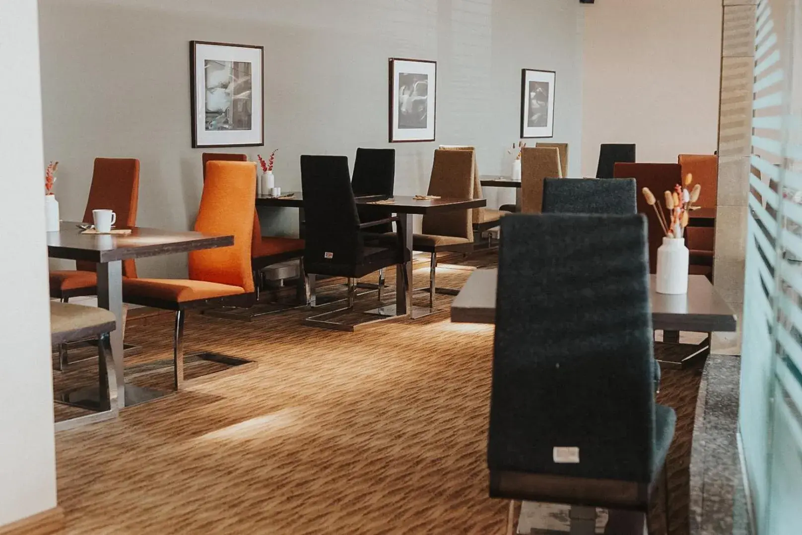 Restaurant/places to eat in Cabarfeidh Hotel Restaurant/places to eat in Cabarfeidh Hotel