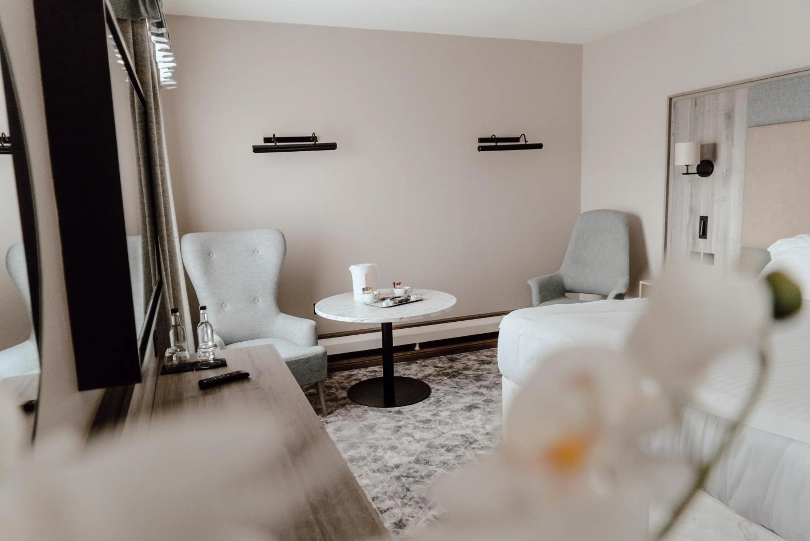 Seating area in Cabarfeidh Hotel