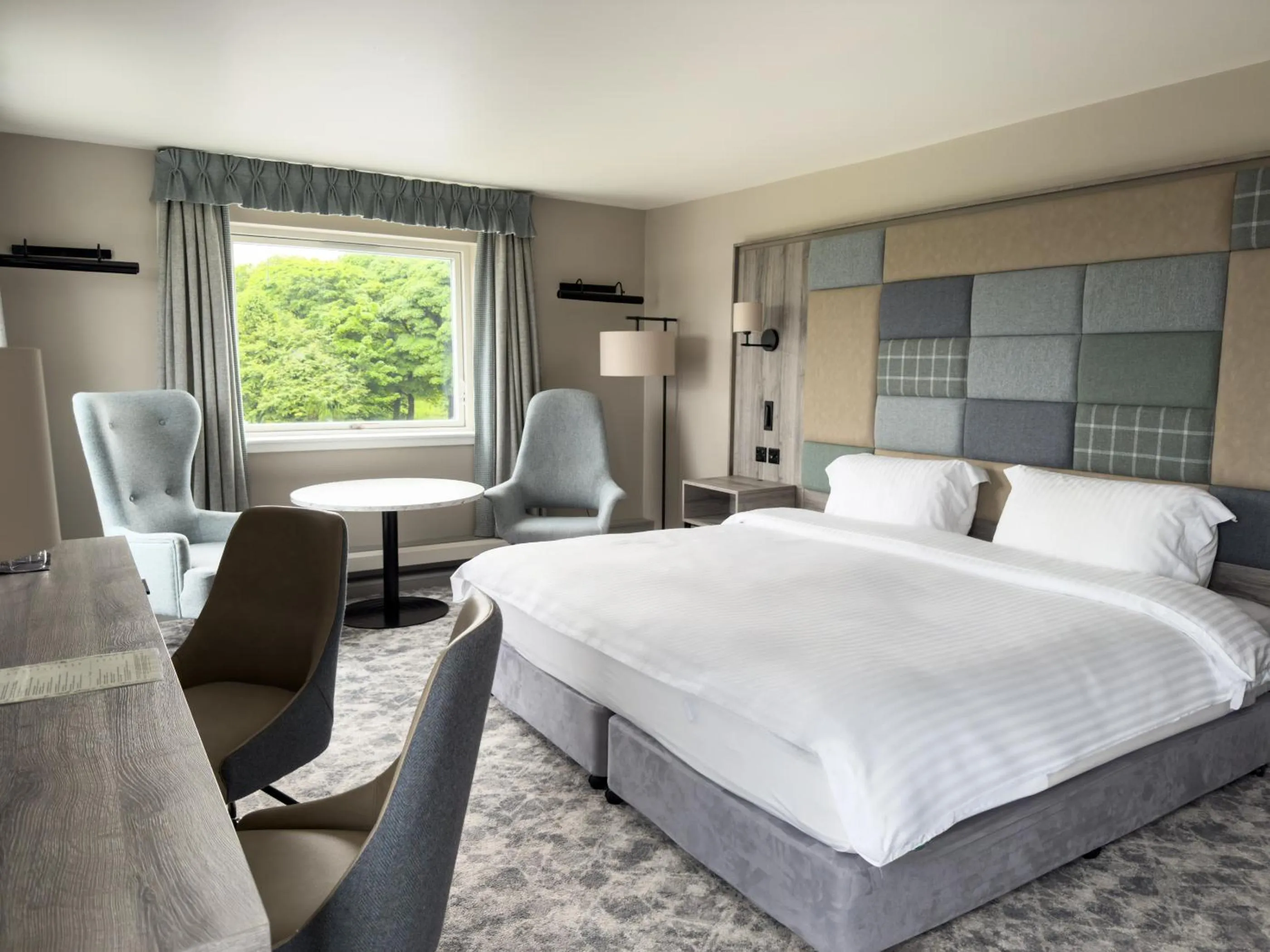 Bed in Cabarfeidh Hotel