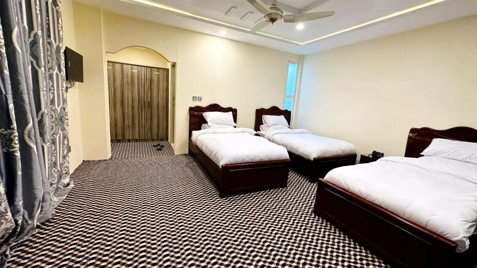 Bed in Desert One Hotel Skardu